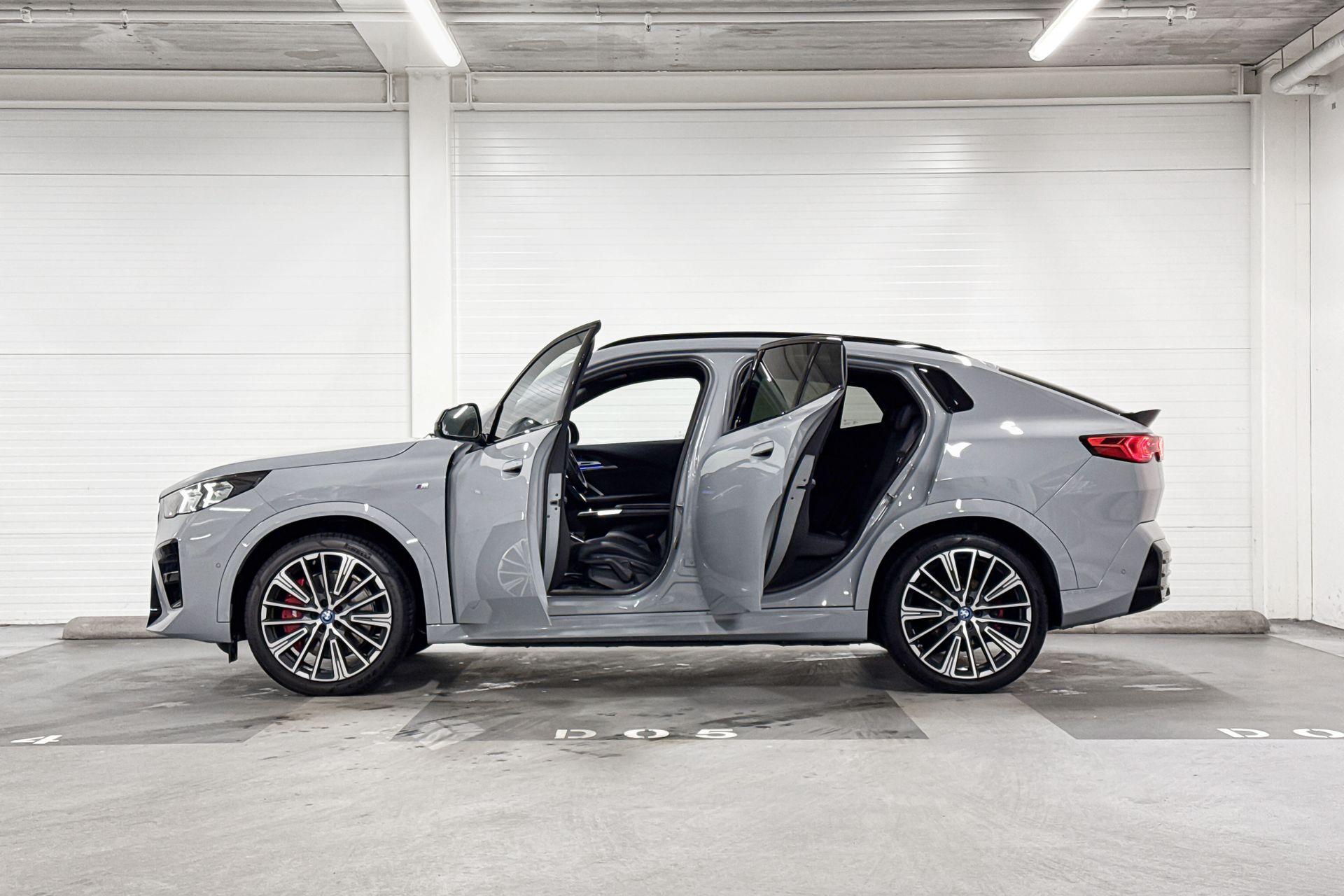 Foto van BMW Ix2 Xdrive30