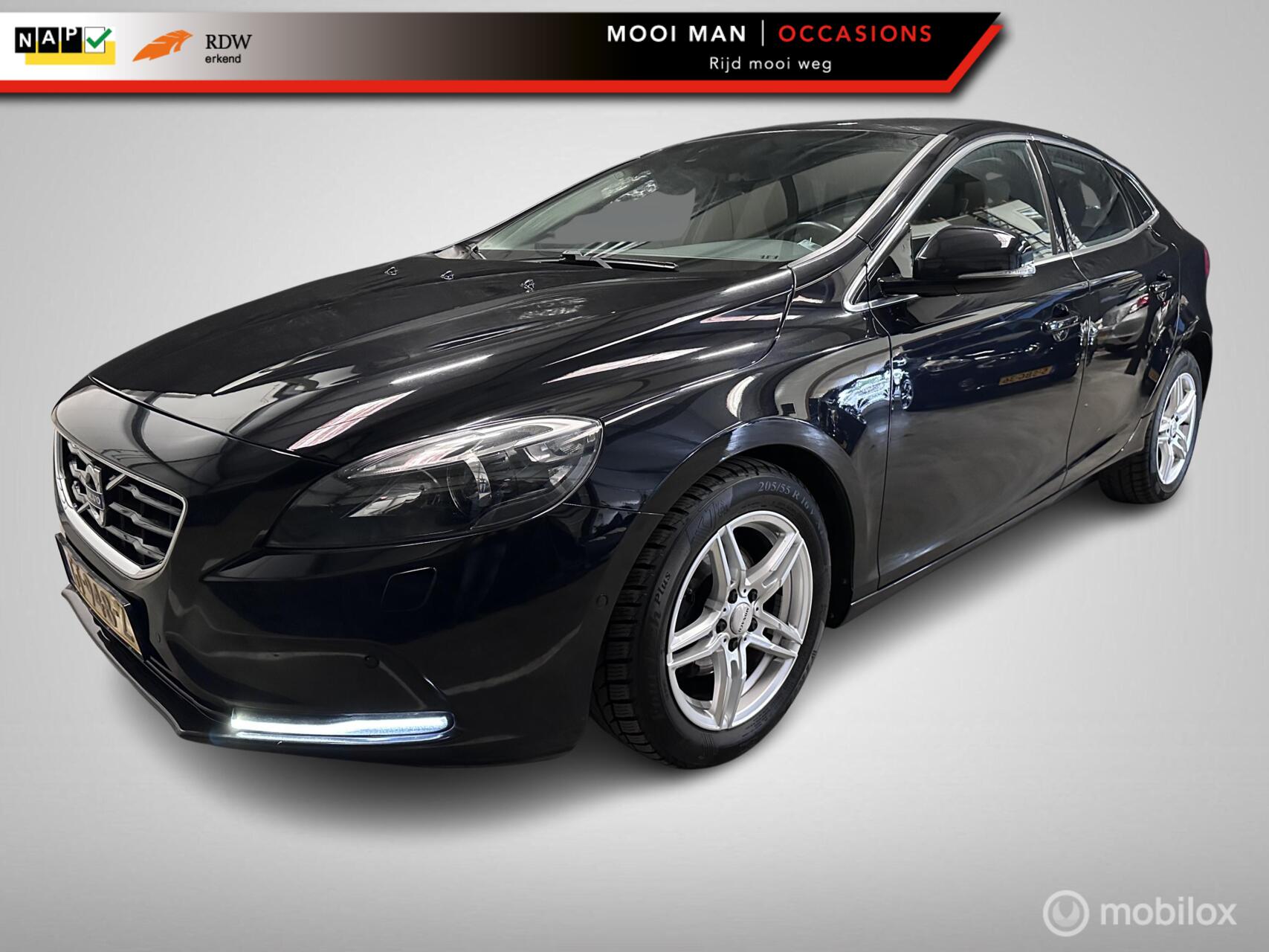 Volvo V40 1.6 D2 Summum 2013 - voorkant