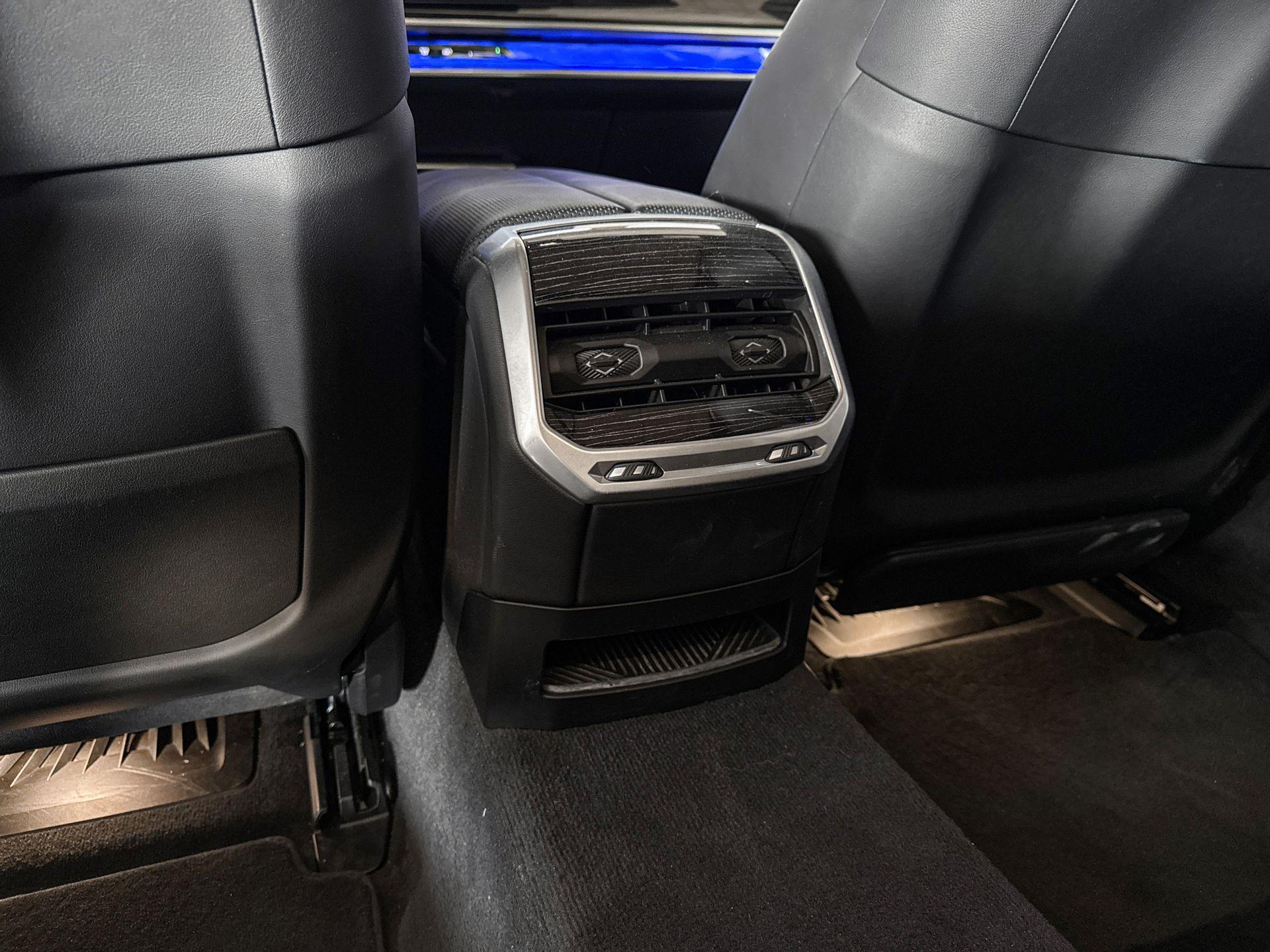 Foto van BMW 750e xDrive