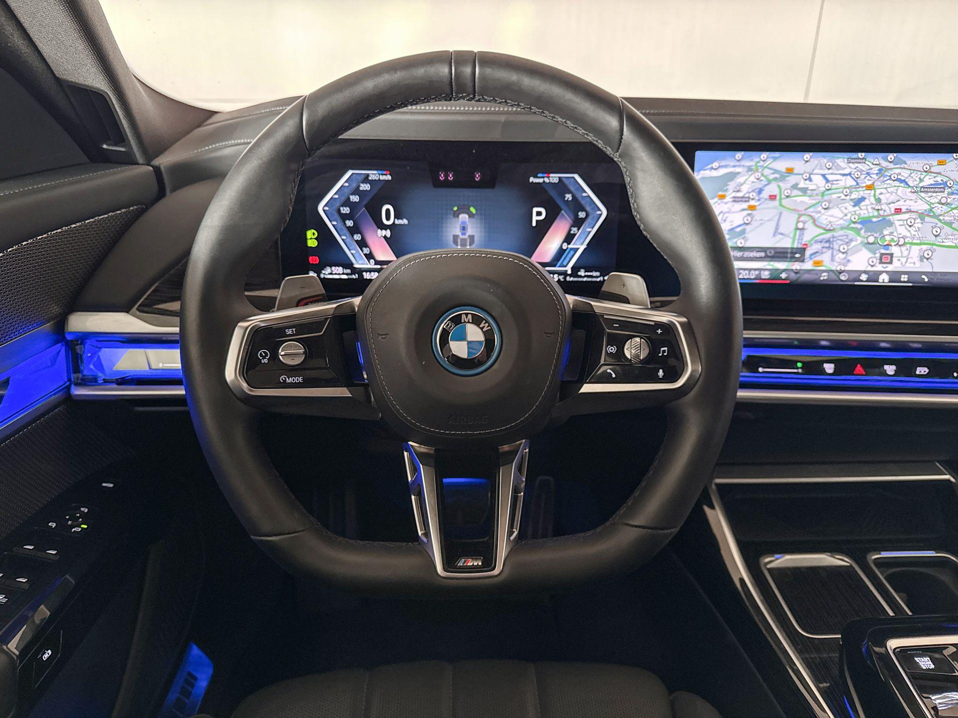 Foto van BMW 750e xDrive
