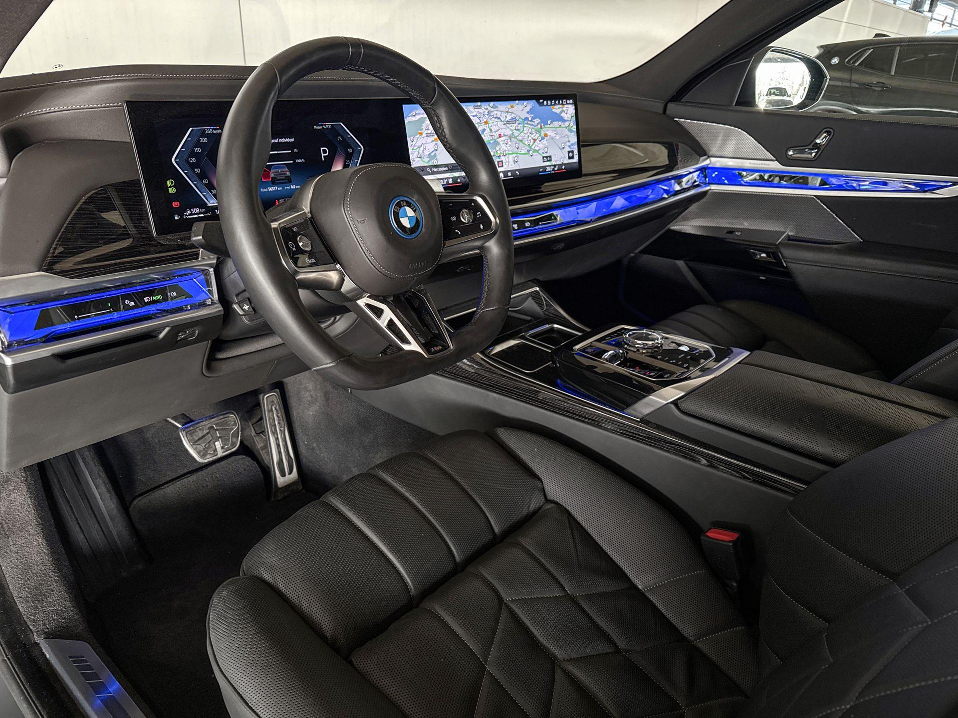 Foto van BMW 750e xDrive
