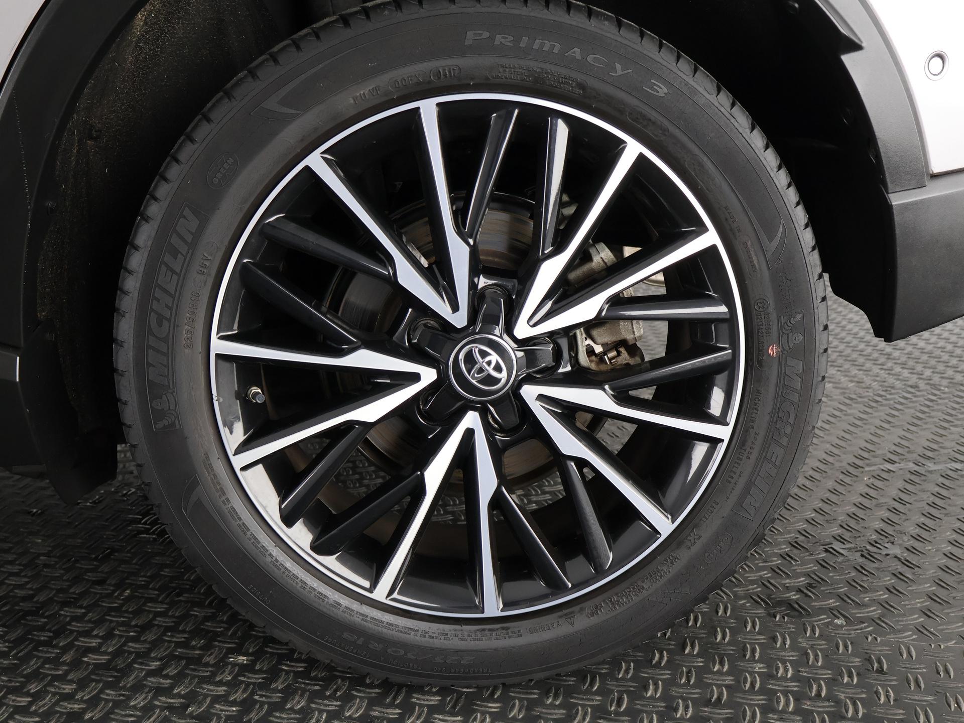 Foto van Toyota Toyota C-hr