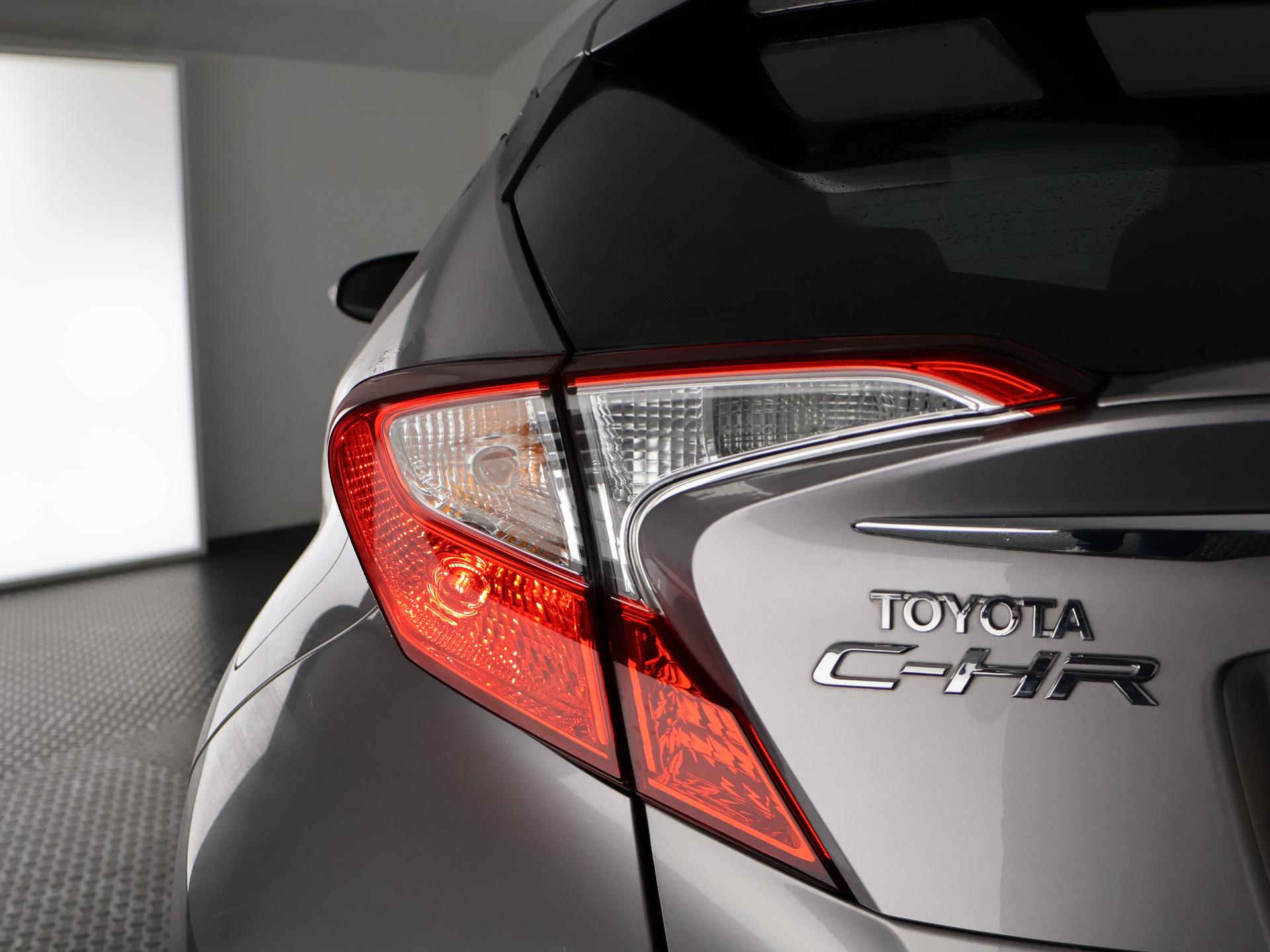 Foto van Toyota Toyota C-hr