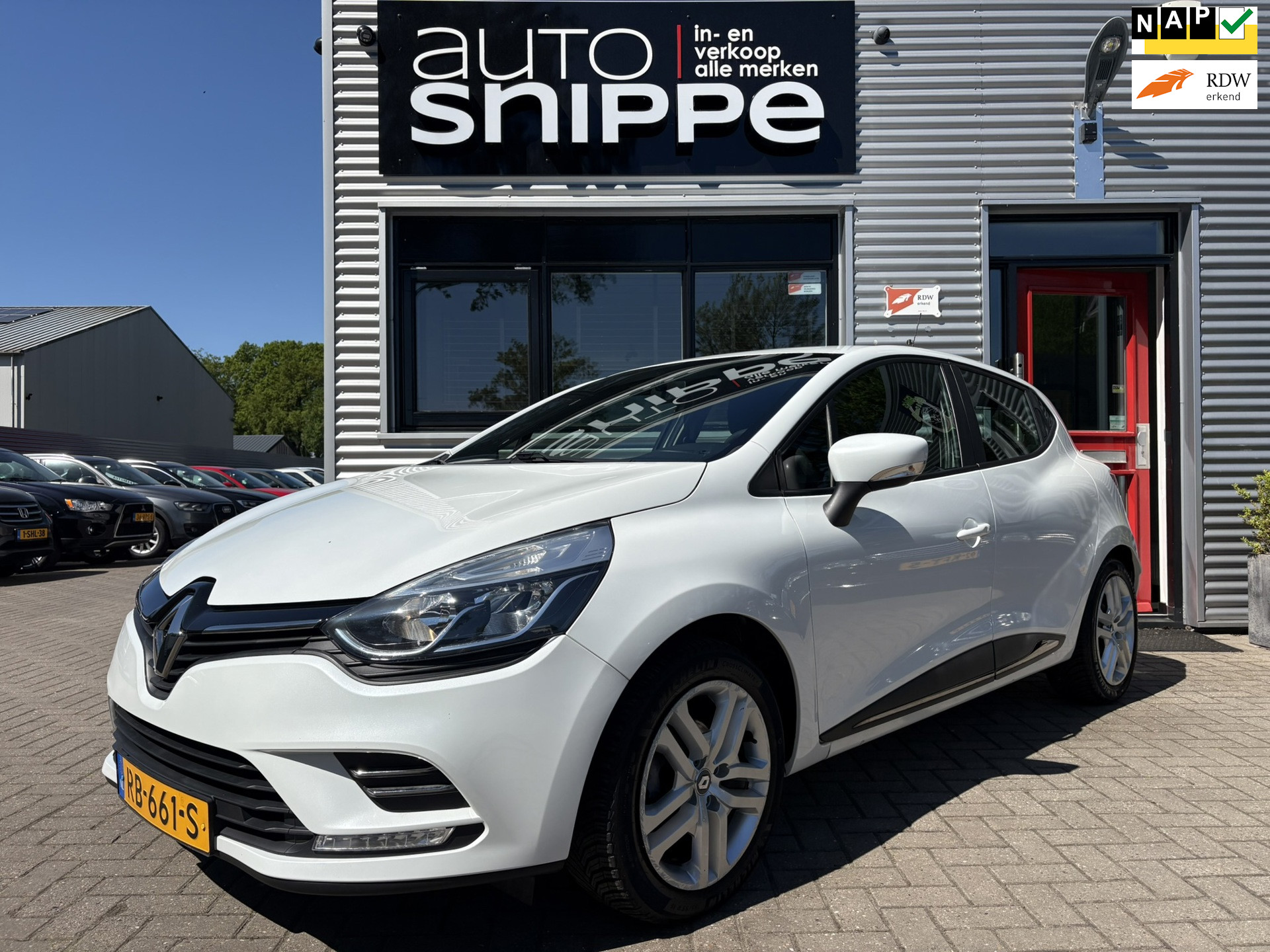 Renault Clio 0.9 TCe Zen -5DRS.-FACELIFT-AIRCO-CRUISECONTROL-NAVI-DAB+-PARELMOER WIT-ETC. 2017 - voorkant