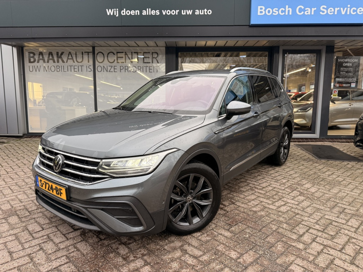 Volkswagen Tiguan 1.5 TSI Life Business | Virtual Cockpit | Trekhaak | Navigatie 2023 - voorkant