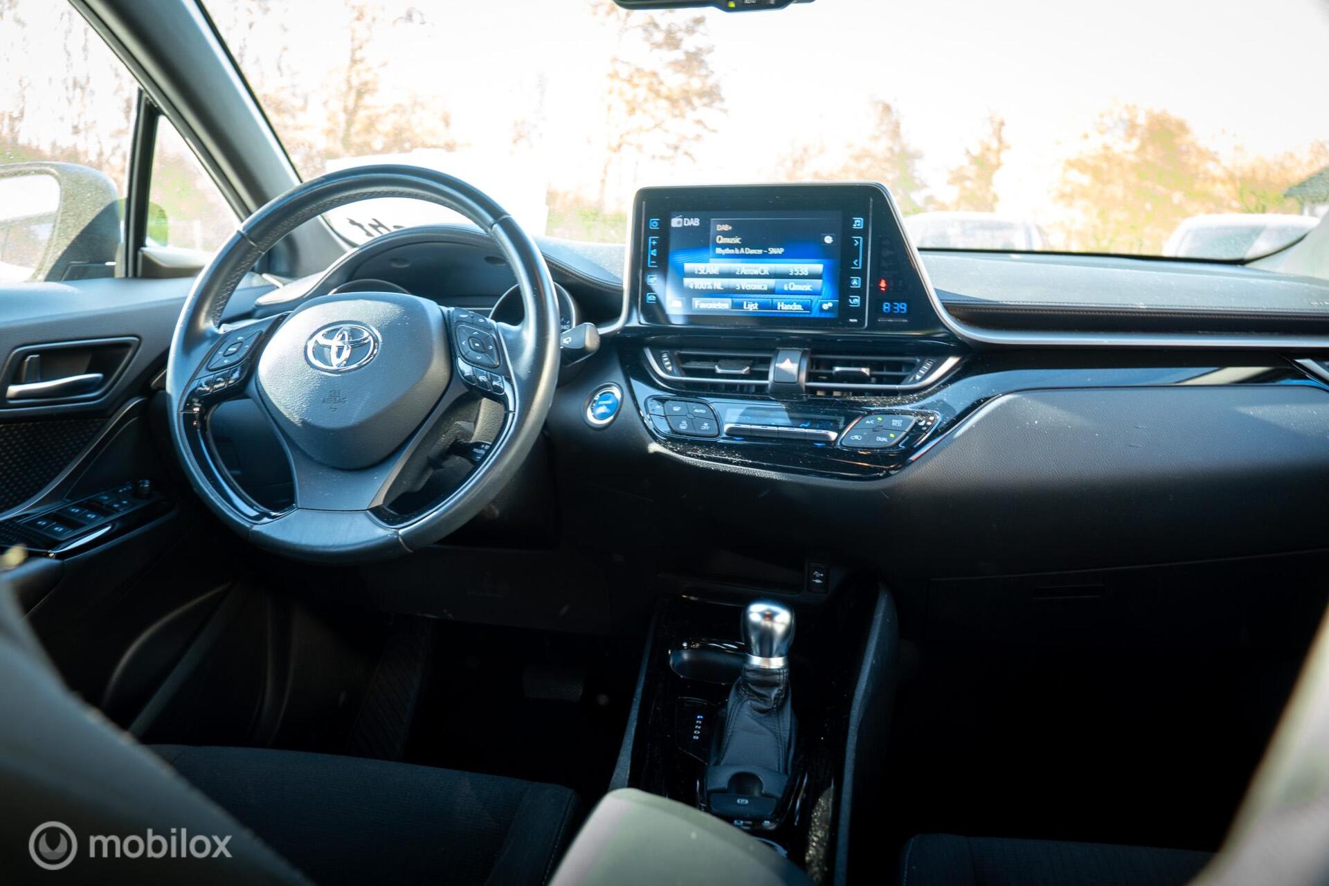 Foto van Toyota Toyota C-hr