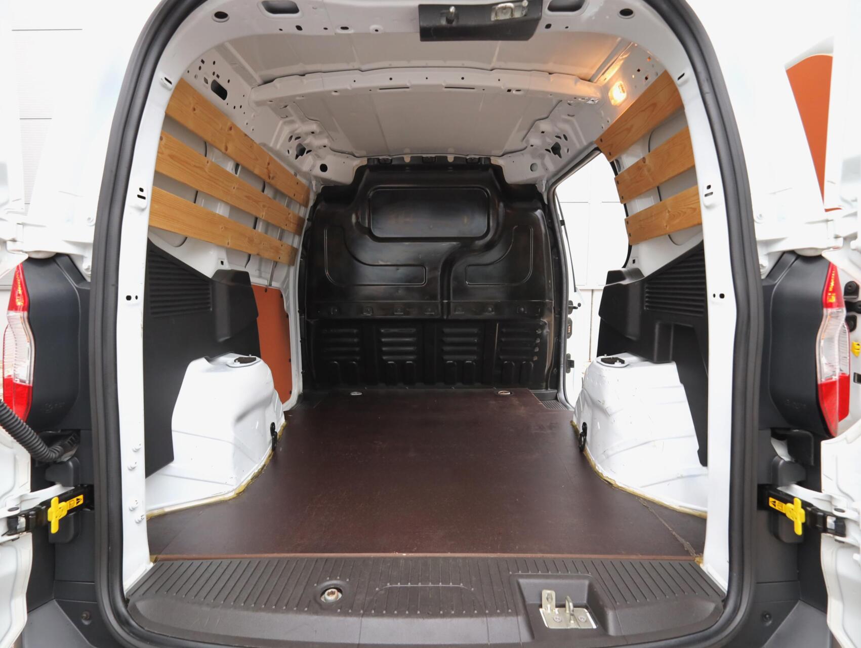 Foto van Ford Transit Courier