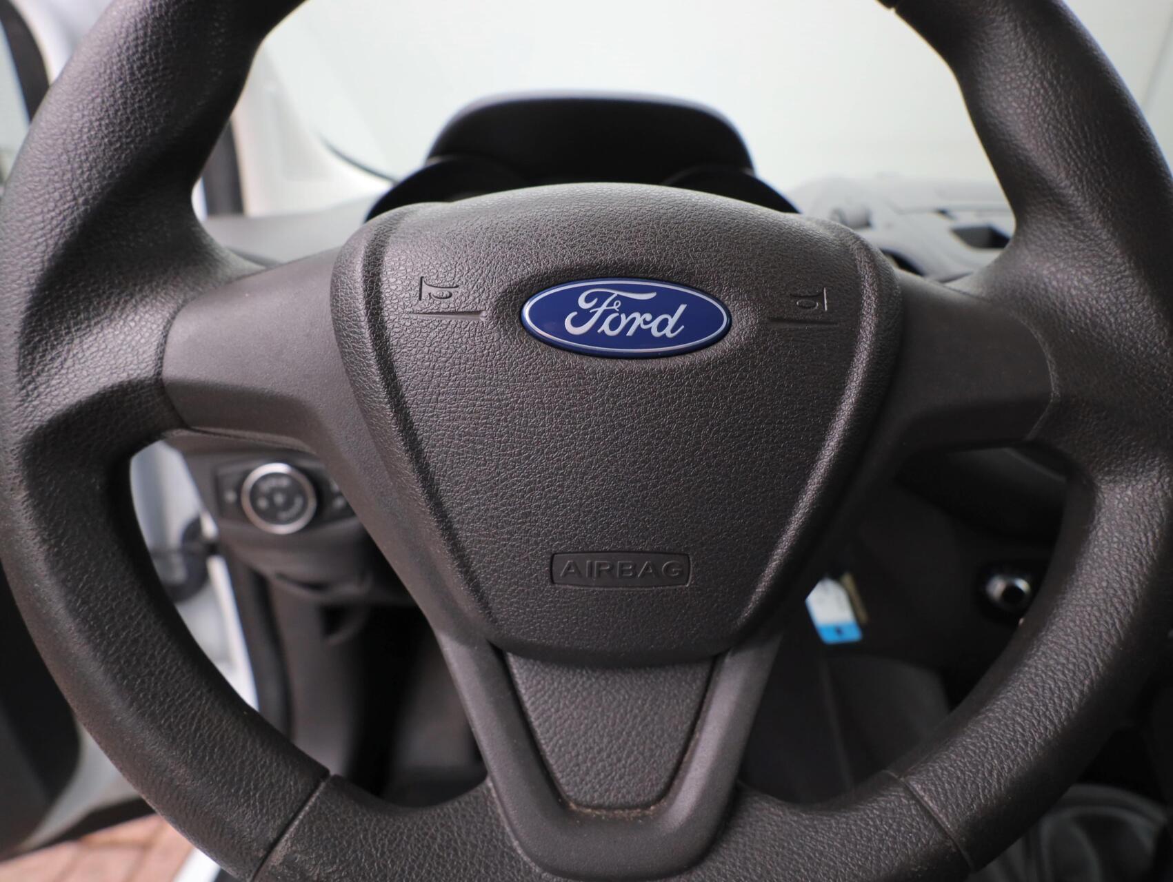 Foto van Ford Transit Courier