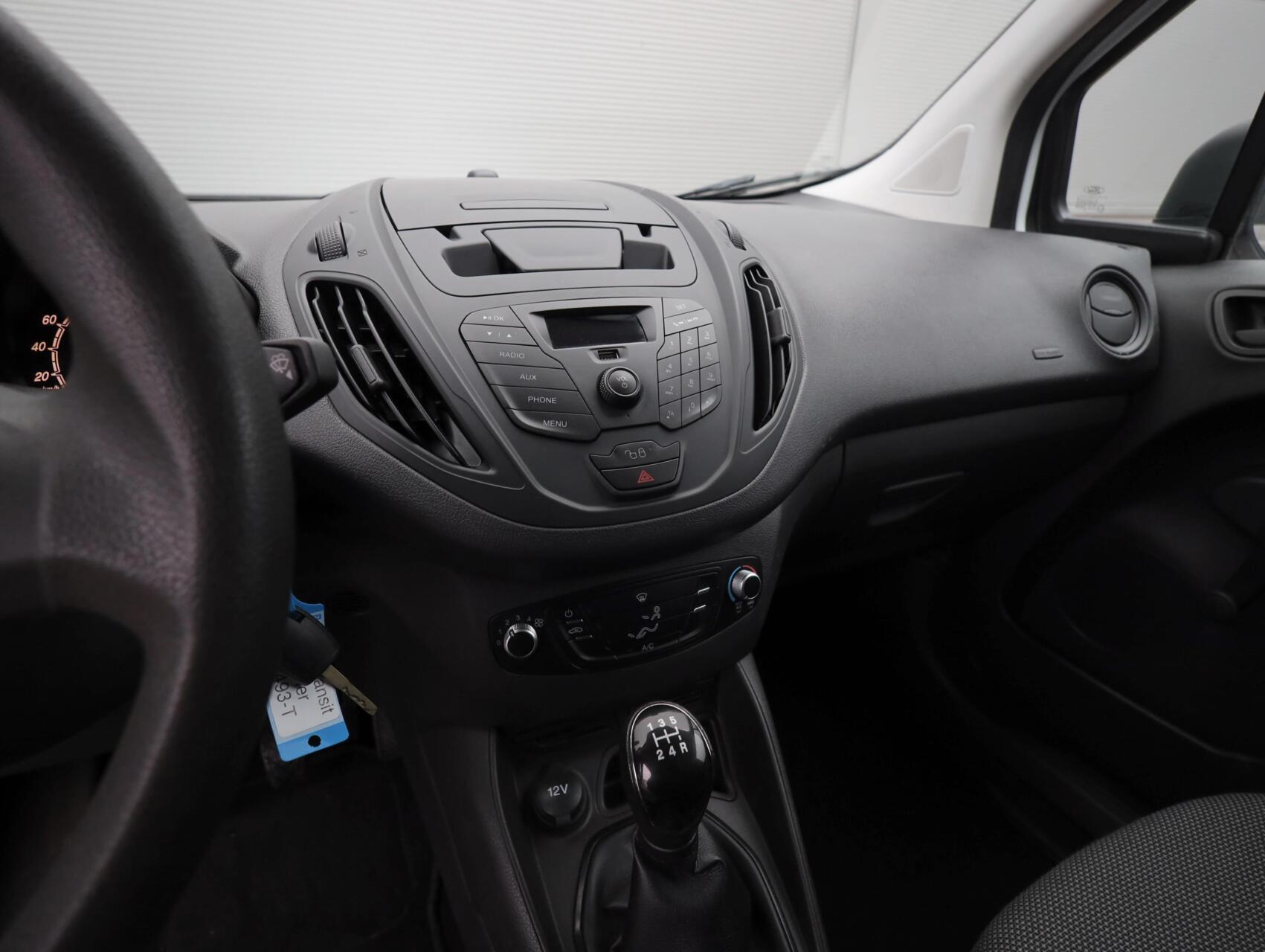 Foto van Ford Transit Courier