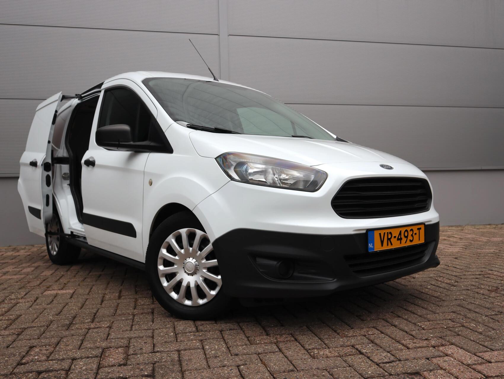 Foto van Ford Transit Courier