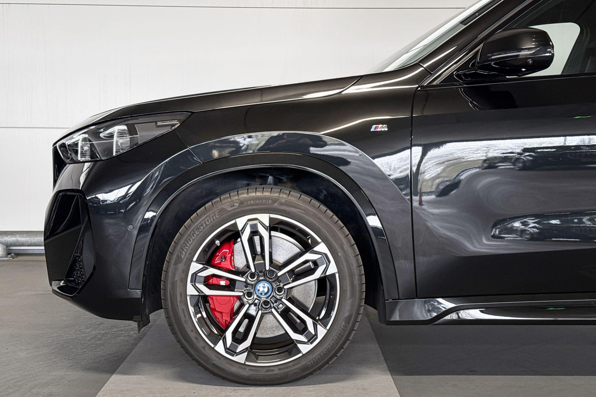 Foto van BMW Ix1 Edrive20