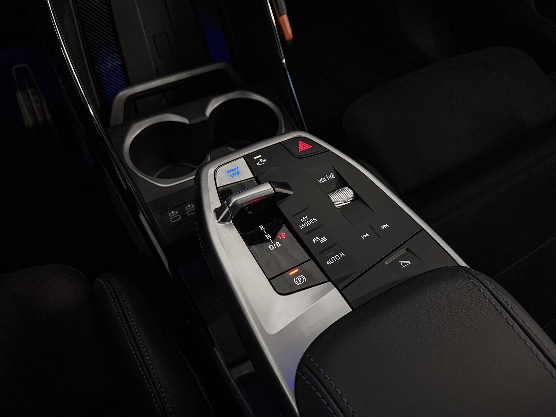 Foto van BMW Ix2 Edrive20