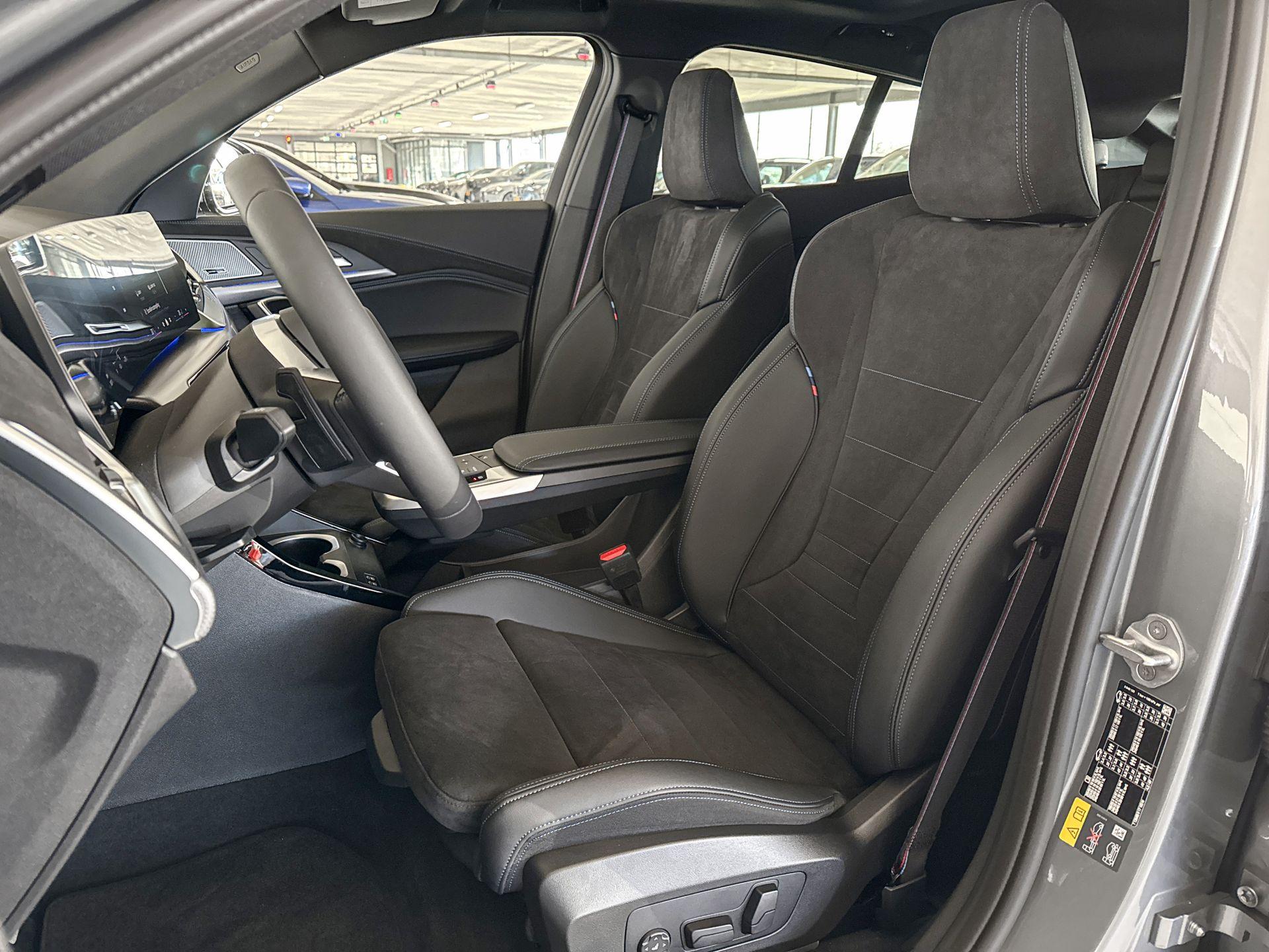 Foto van BMW Ix2 Edrive20