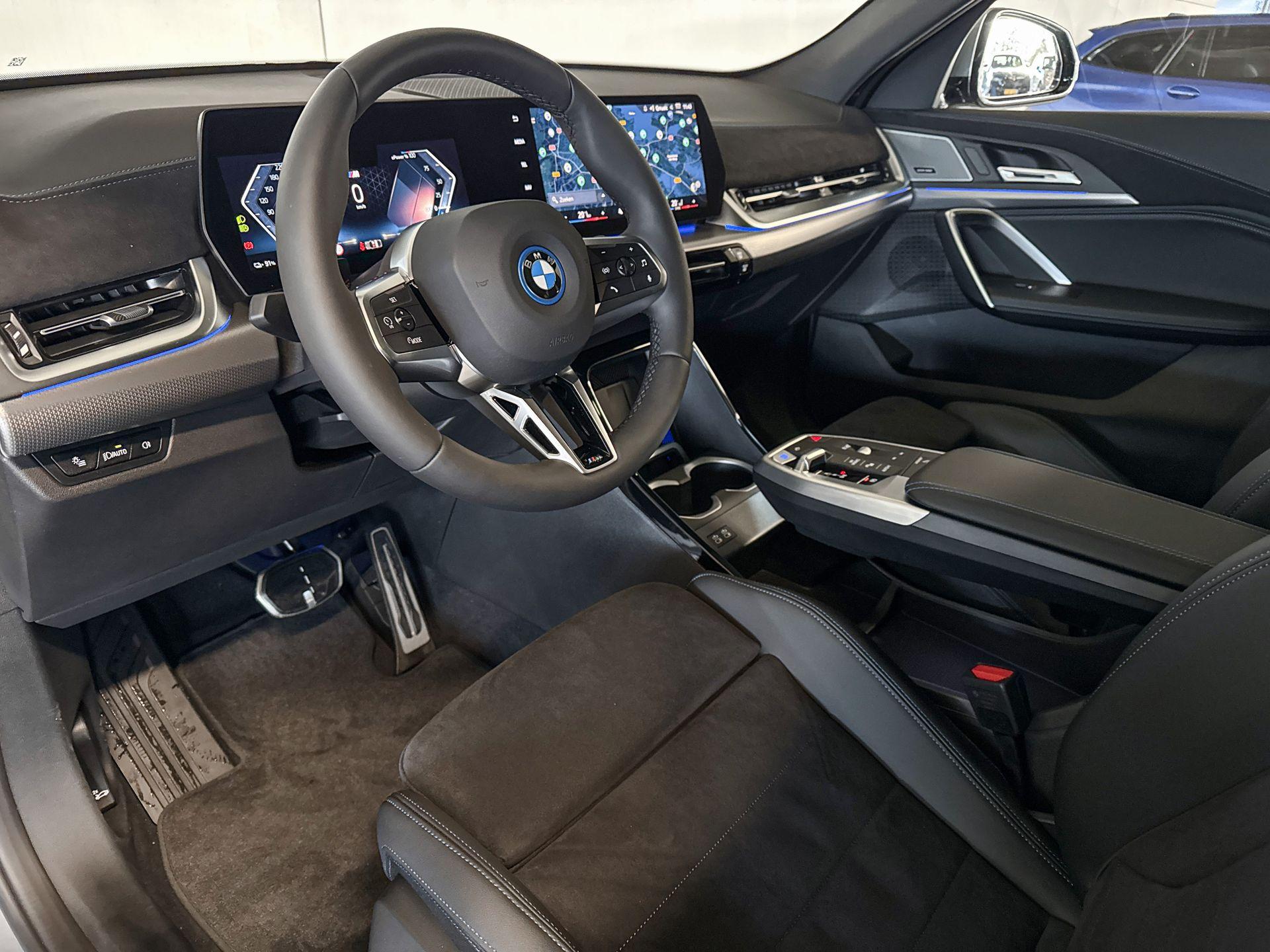 Foto van BMW Ix2 Edrive20