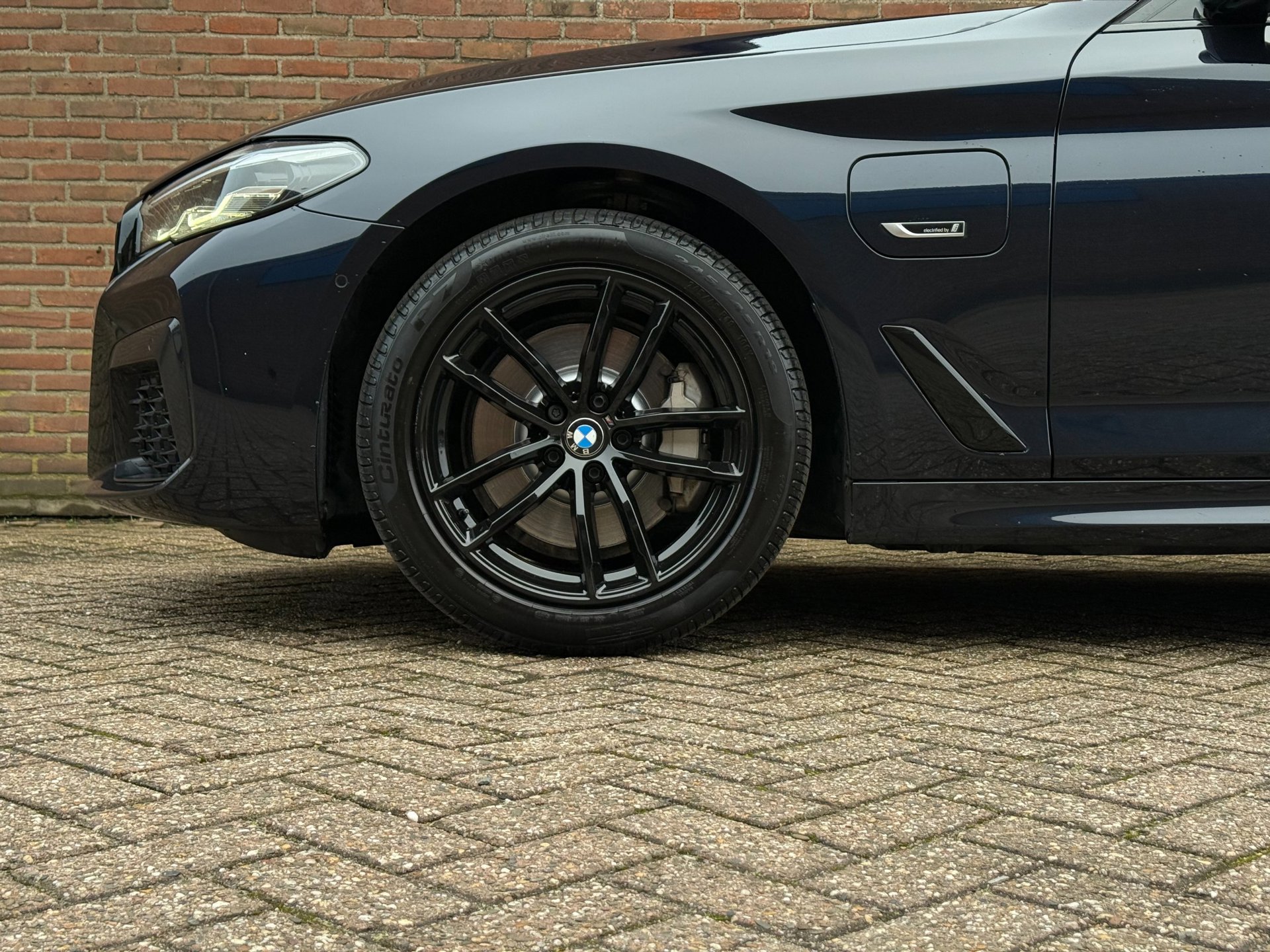 Foto van BMW 530e