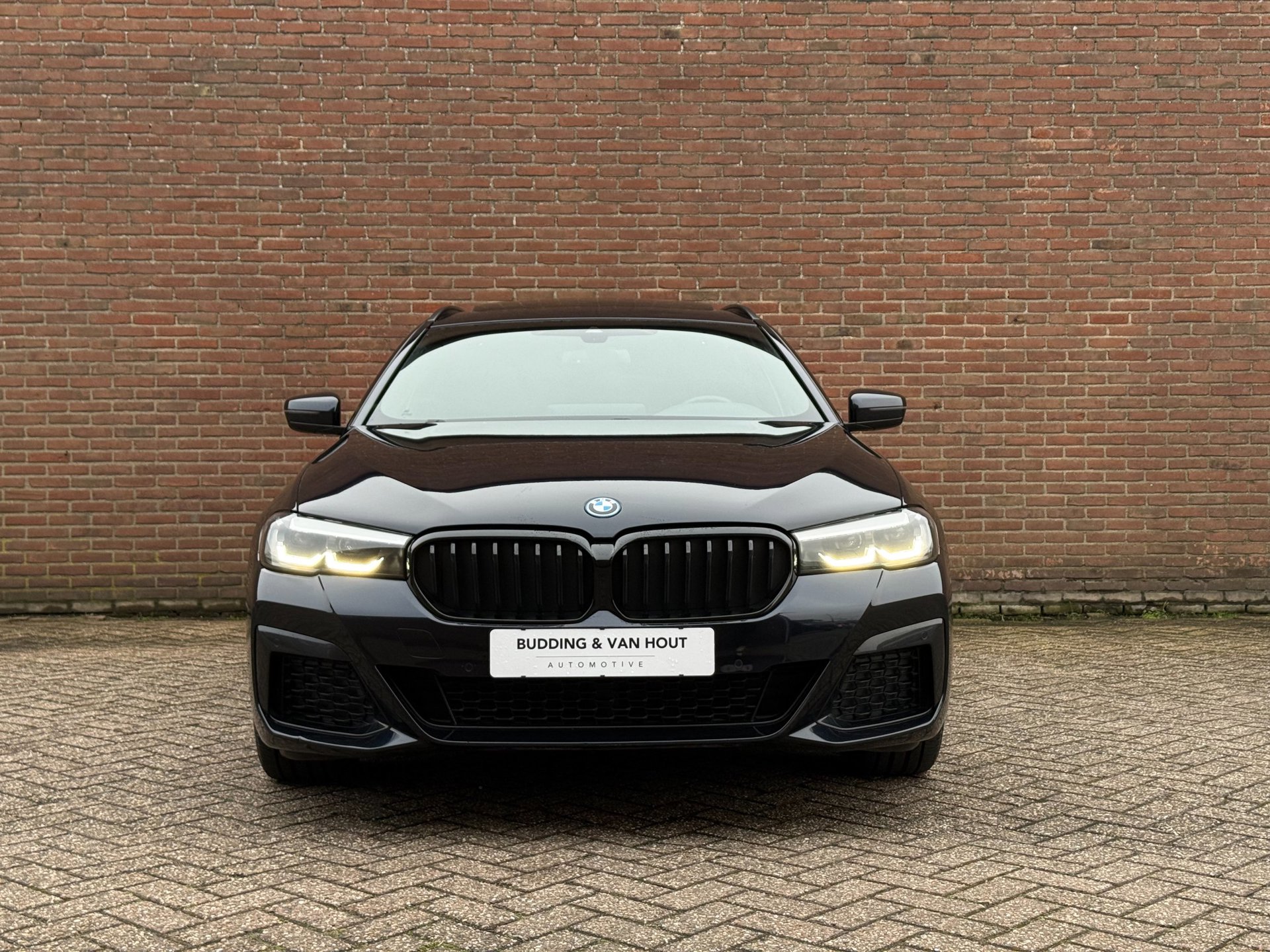 Foto van BMW 530e
