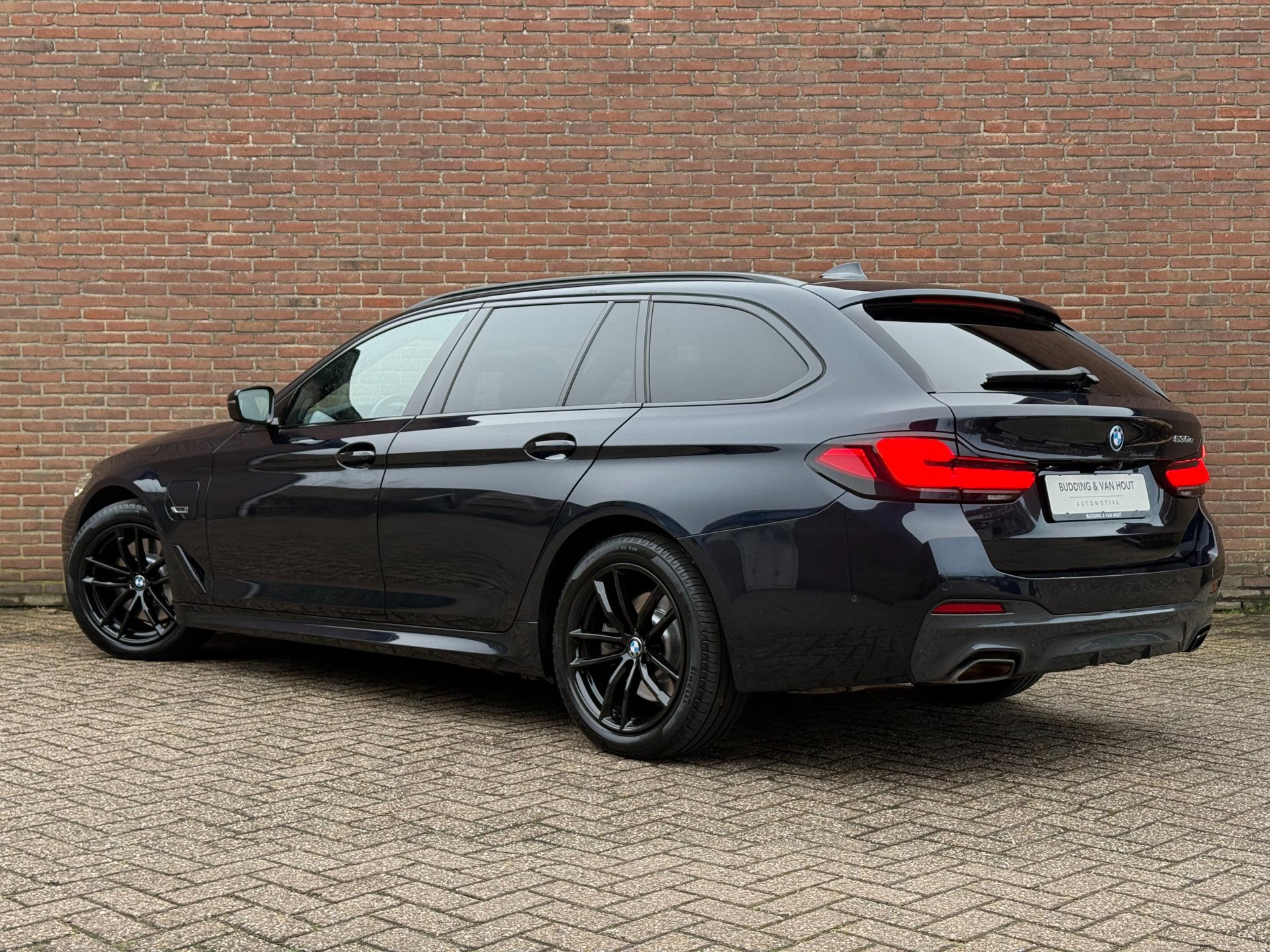 Foto van BMW 530e