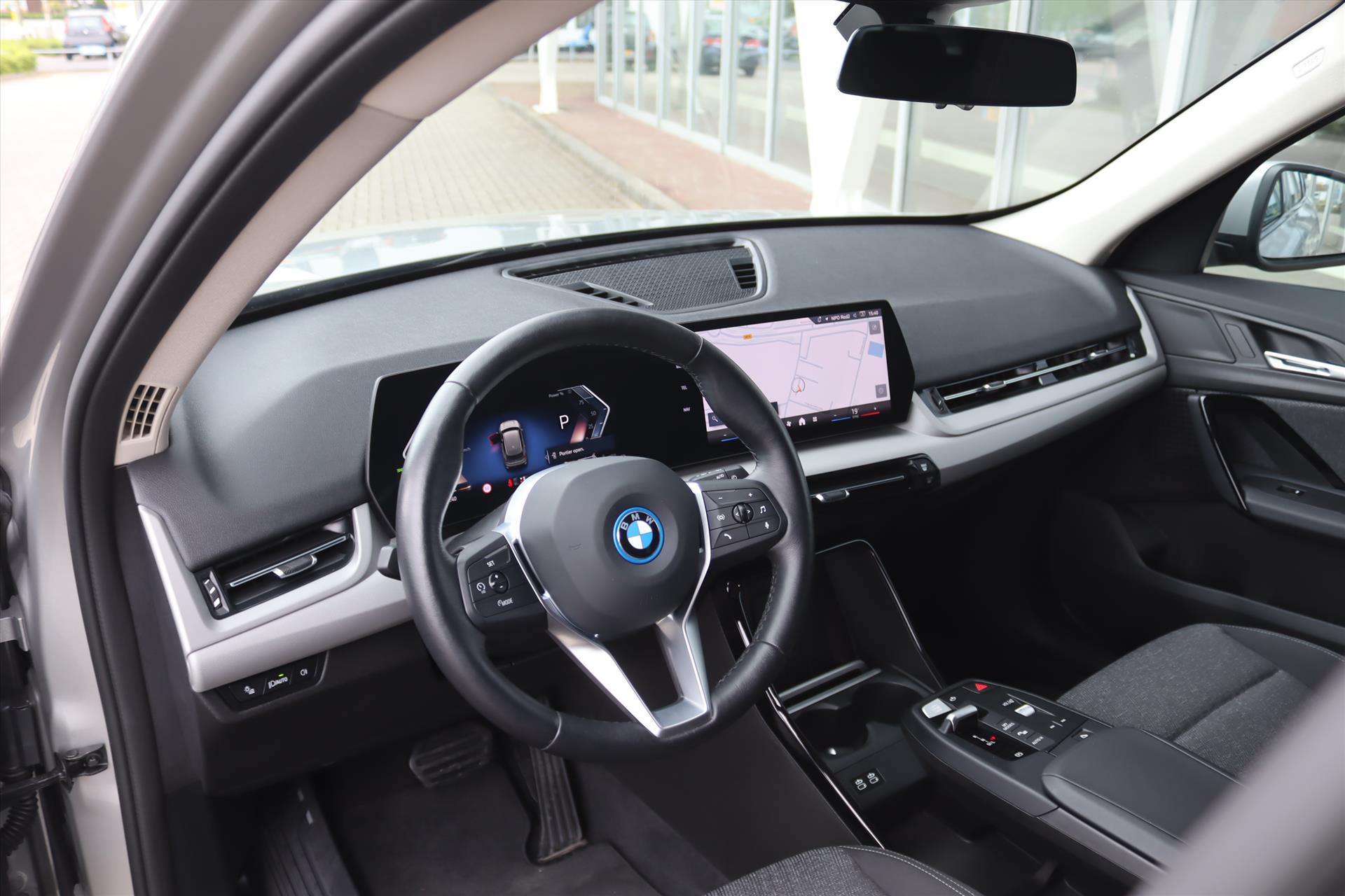Foto van BMW X1 (u11)
