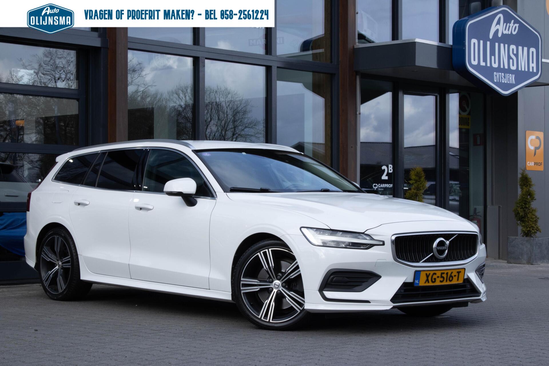 Volvo V60 2.0 T5 Momentum|Bodykit|Clima|Navi|19inch 2019 - voorkant