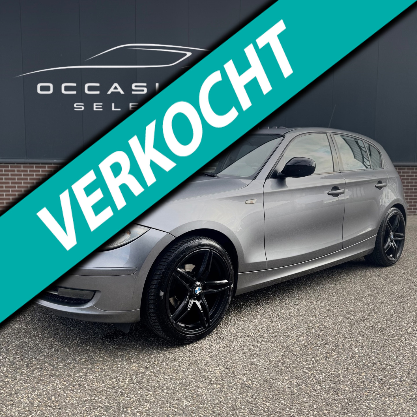 BMW 116i 116i High Executive | PANO | Airco | Nieuwe APK Erbij 2010 - voorkant
