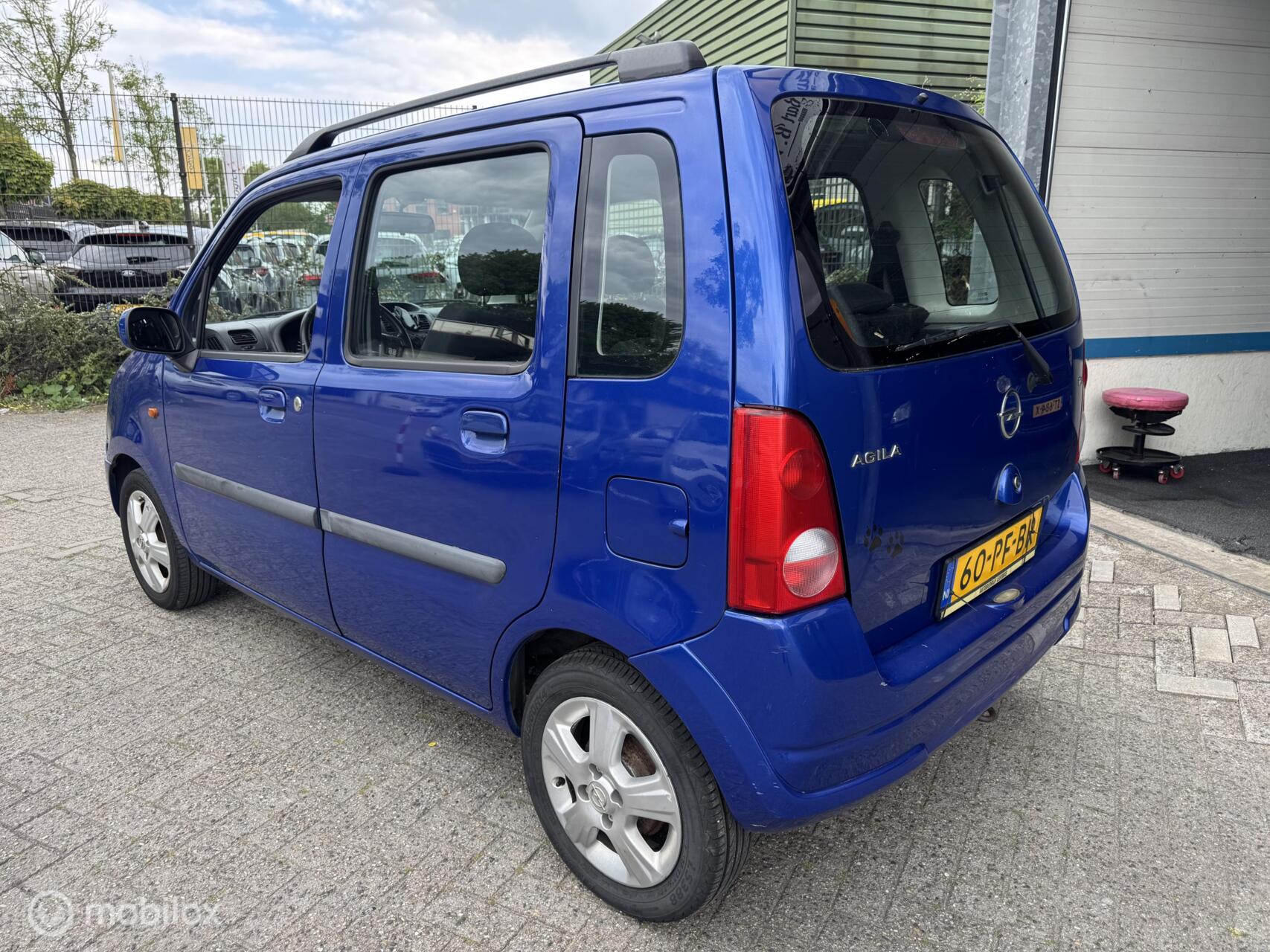 Foto van Opel Agila
