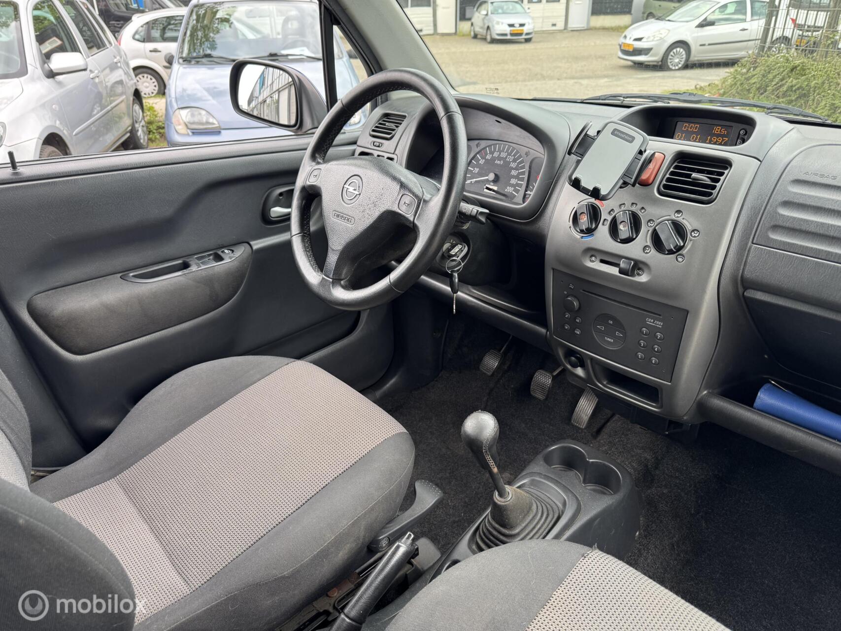 Foto van Opel Agila