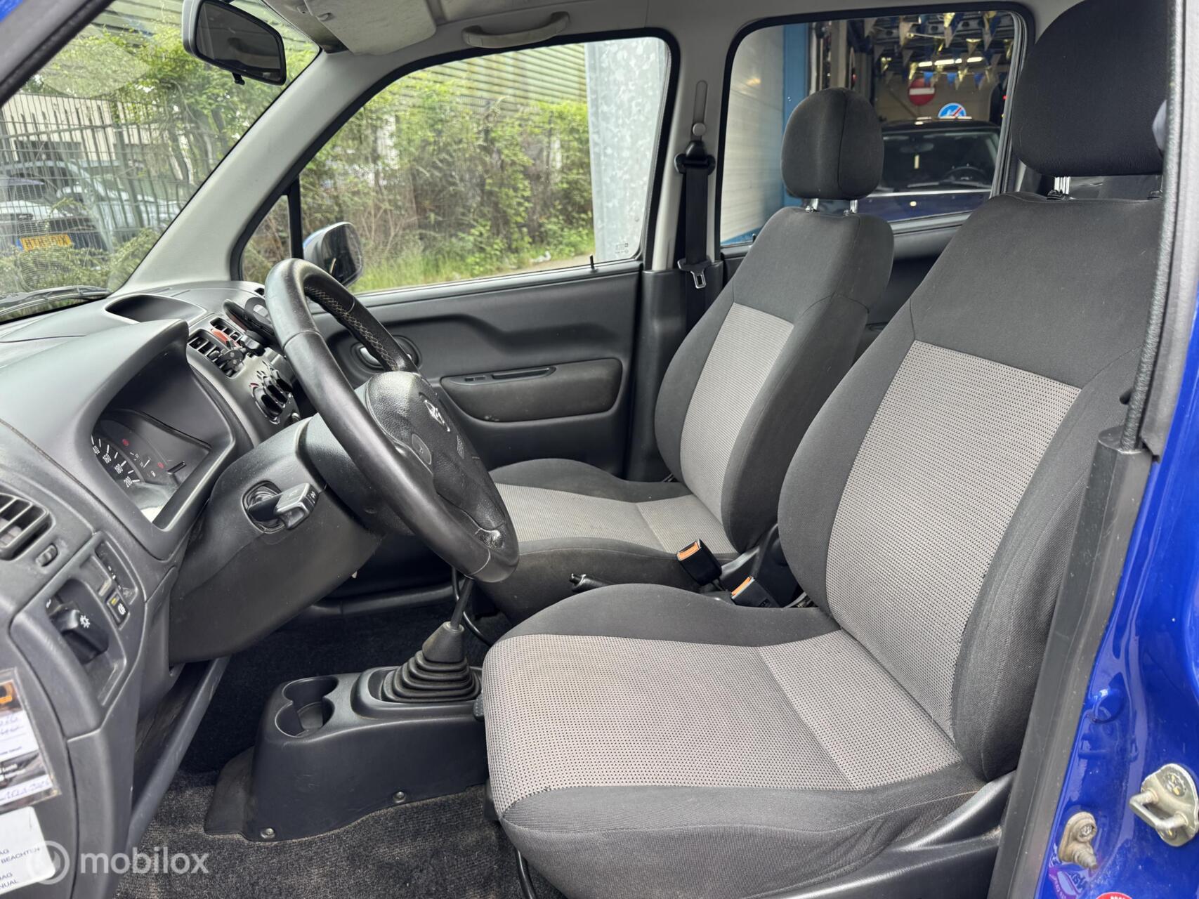 Foto van Opel Agila