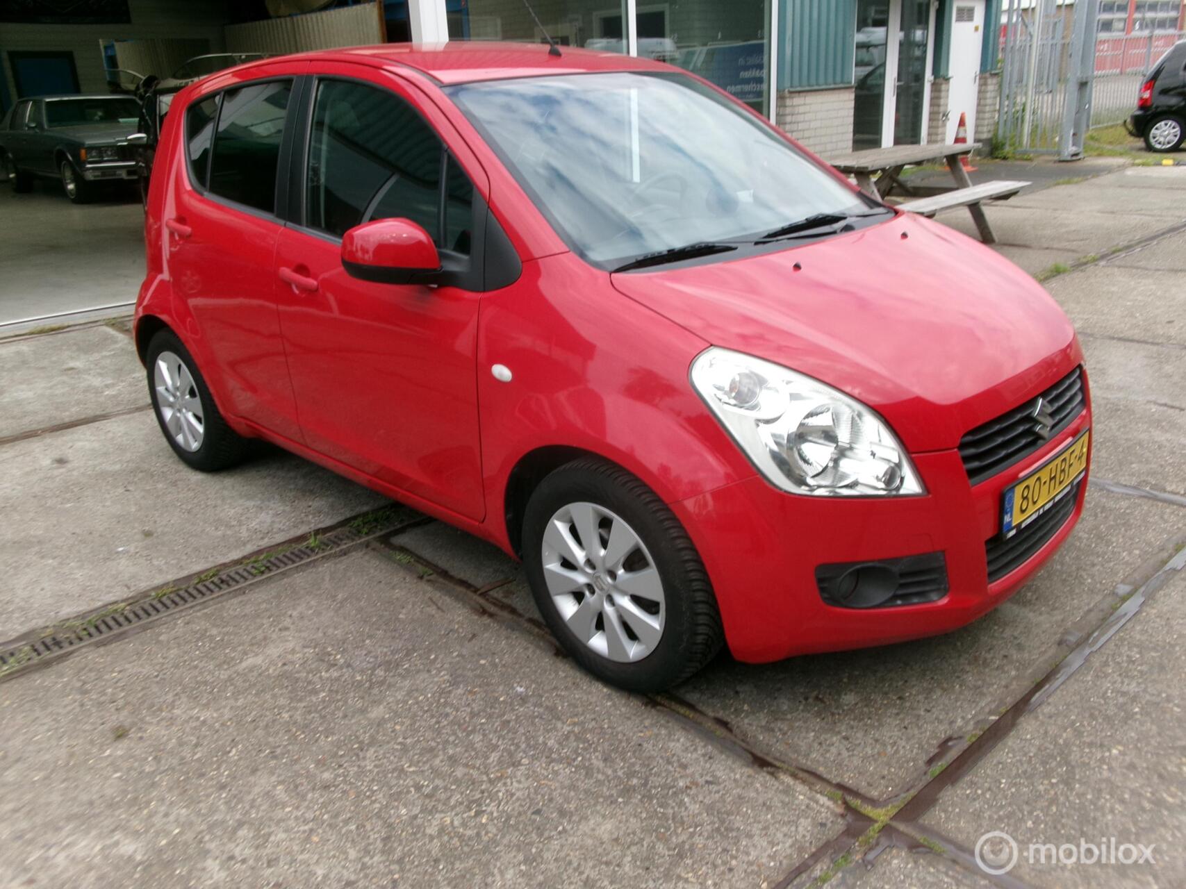 Foto van SUZUKI SPLASH