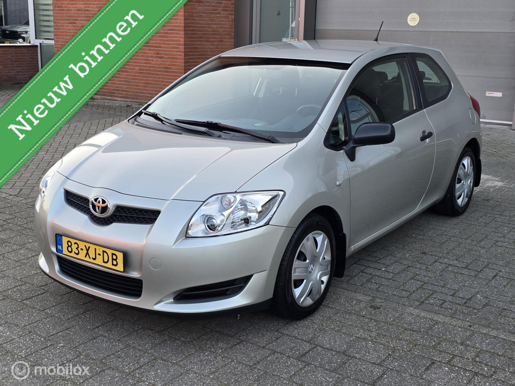 Toyota Toyota Auris 1.4-16V Terra✅️Airco✅️Apk✅️ 2007 - voorkant
