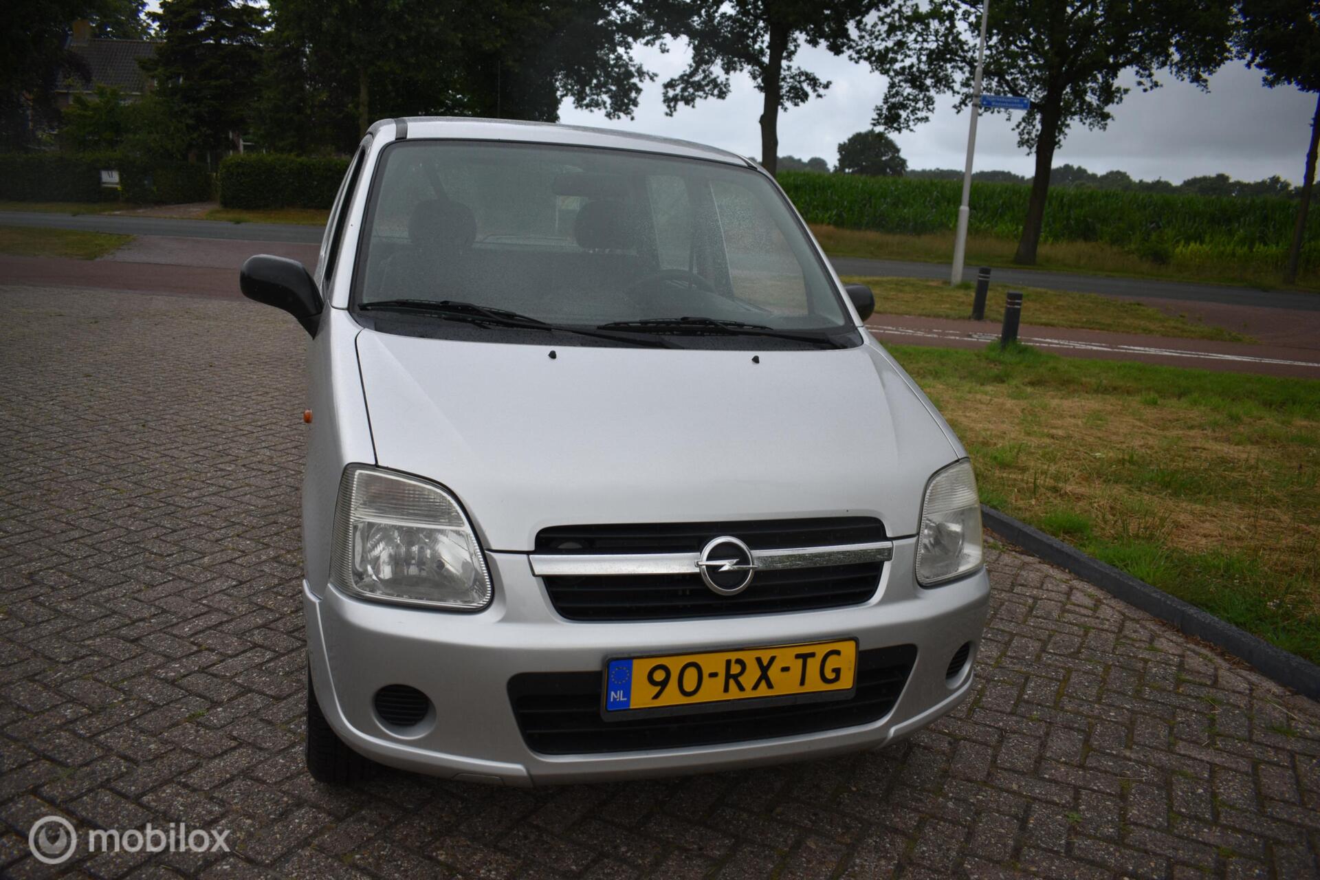 Foto van Opel Agila