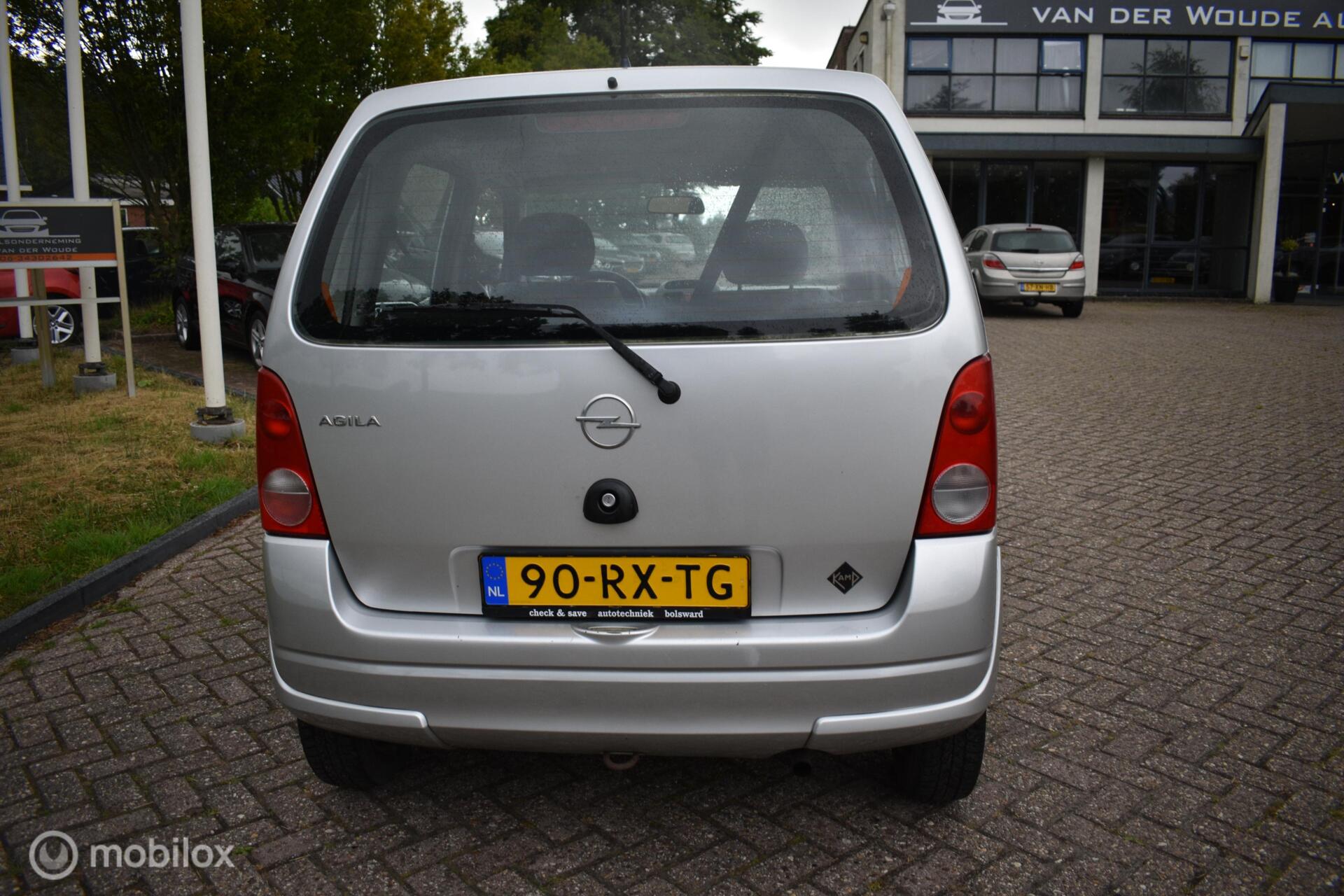 Foto van Opel Agila