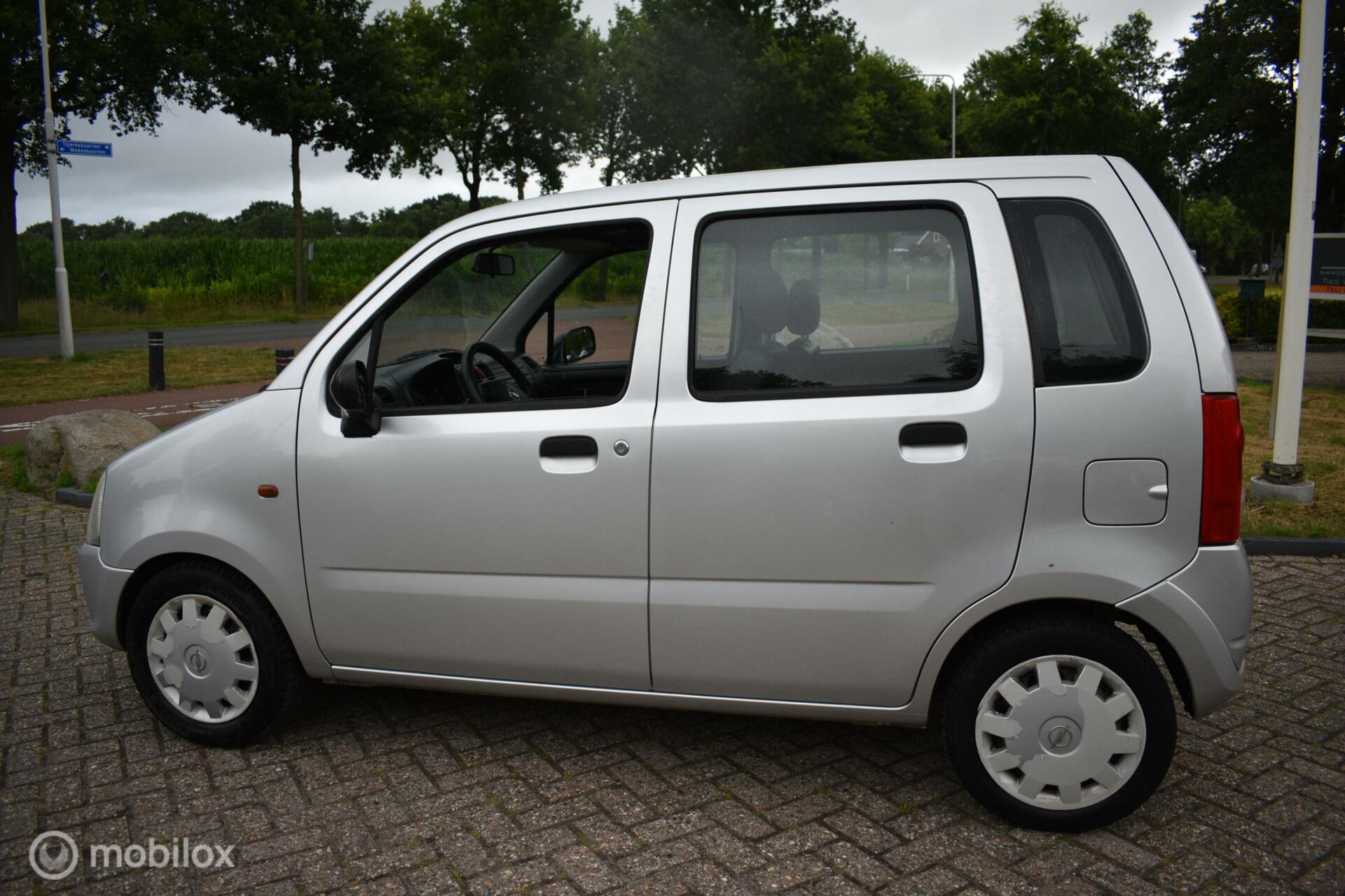 Foto van Opel Agila