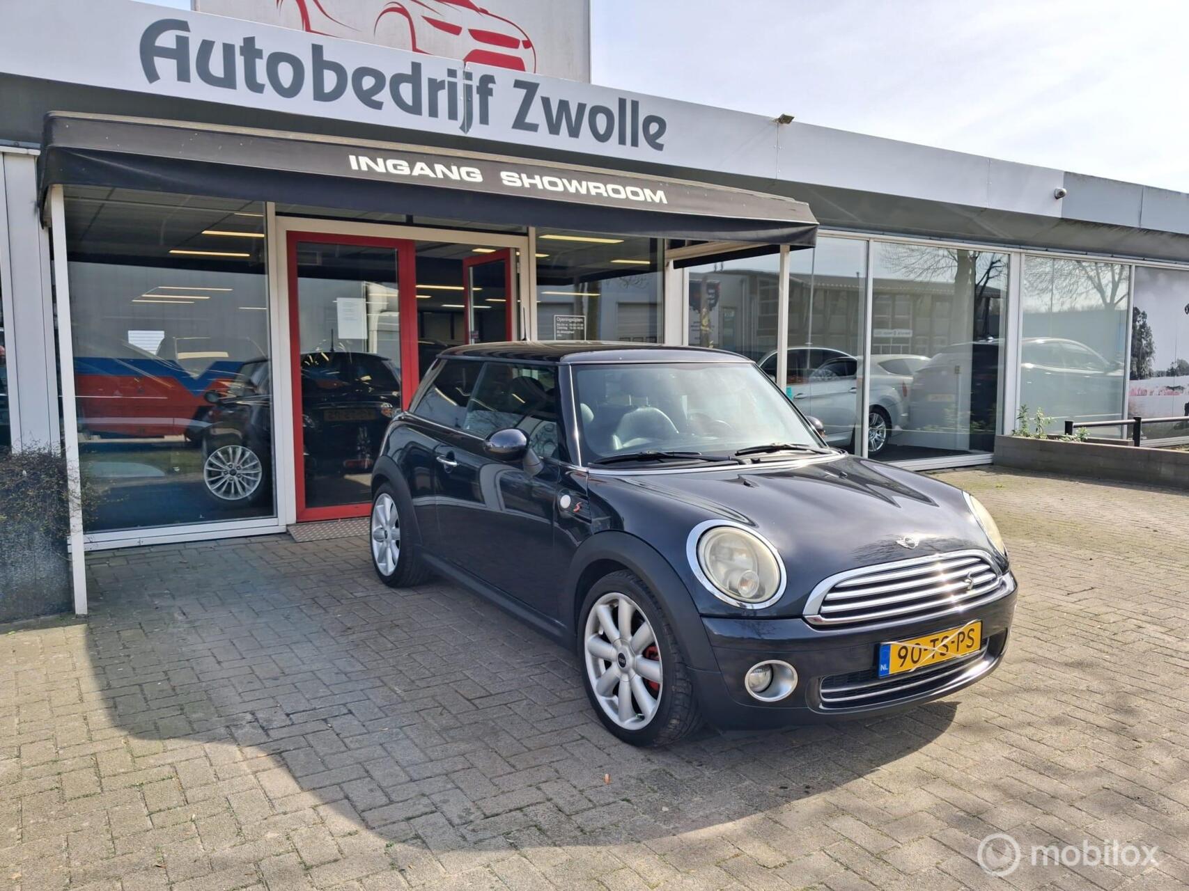 Foto van MINI MINI COOPER