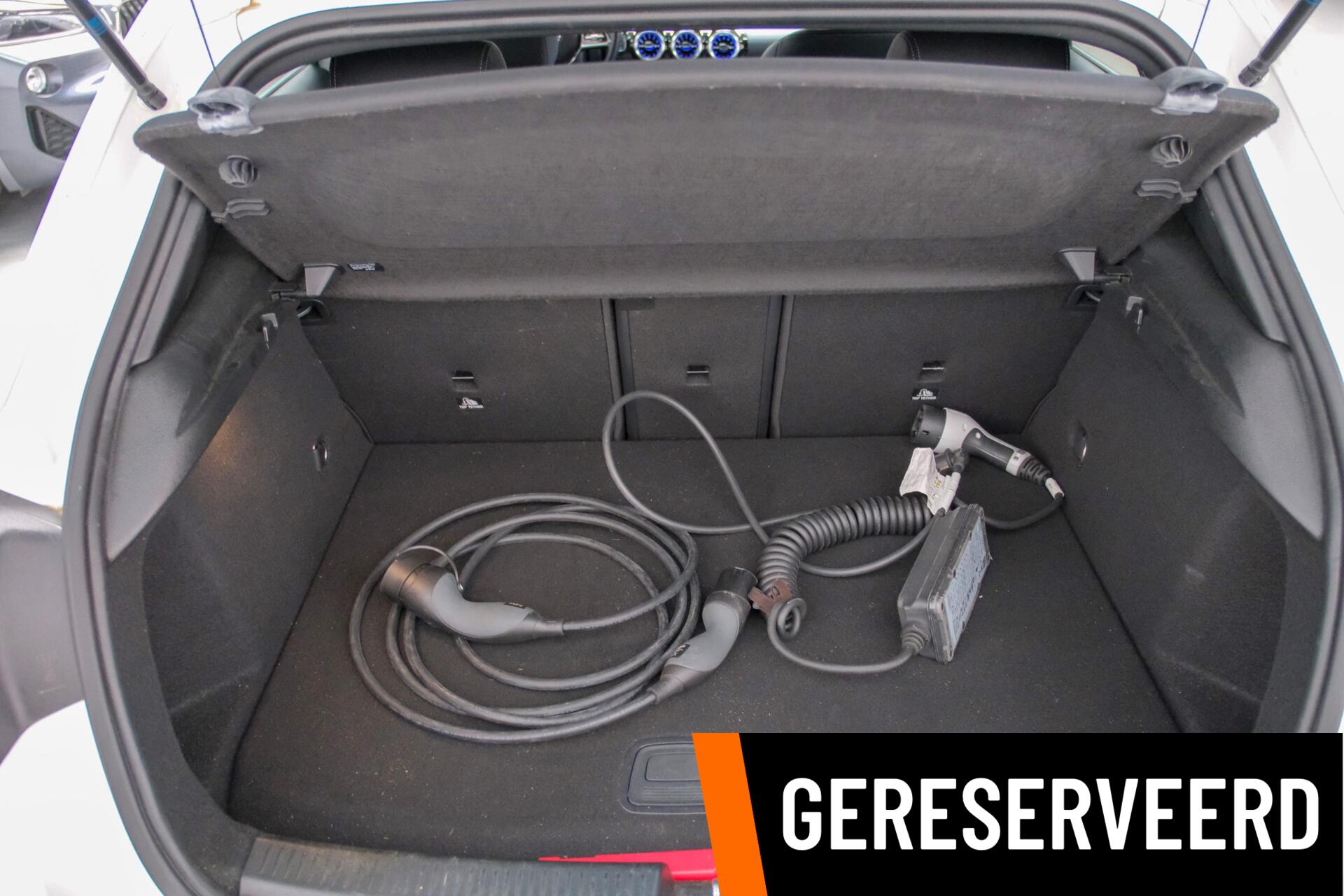 Foto van Mercedes-Benz A 250 E