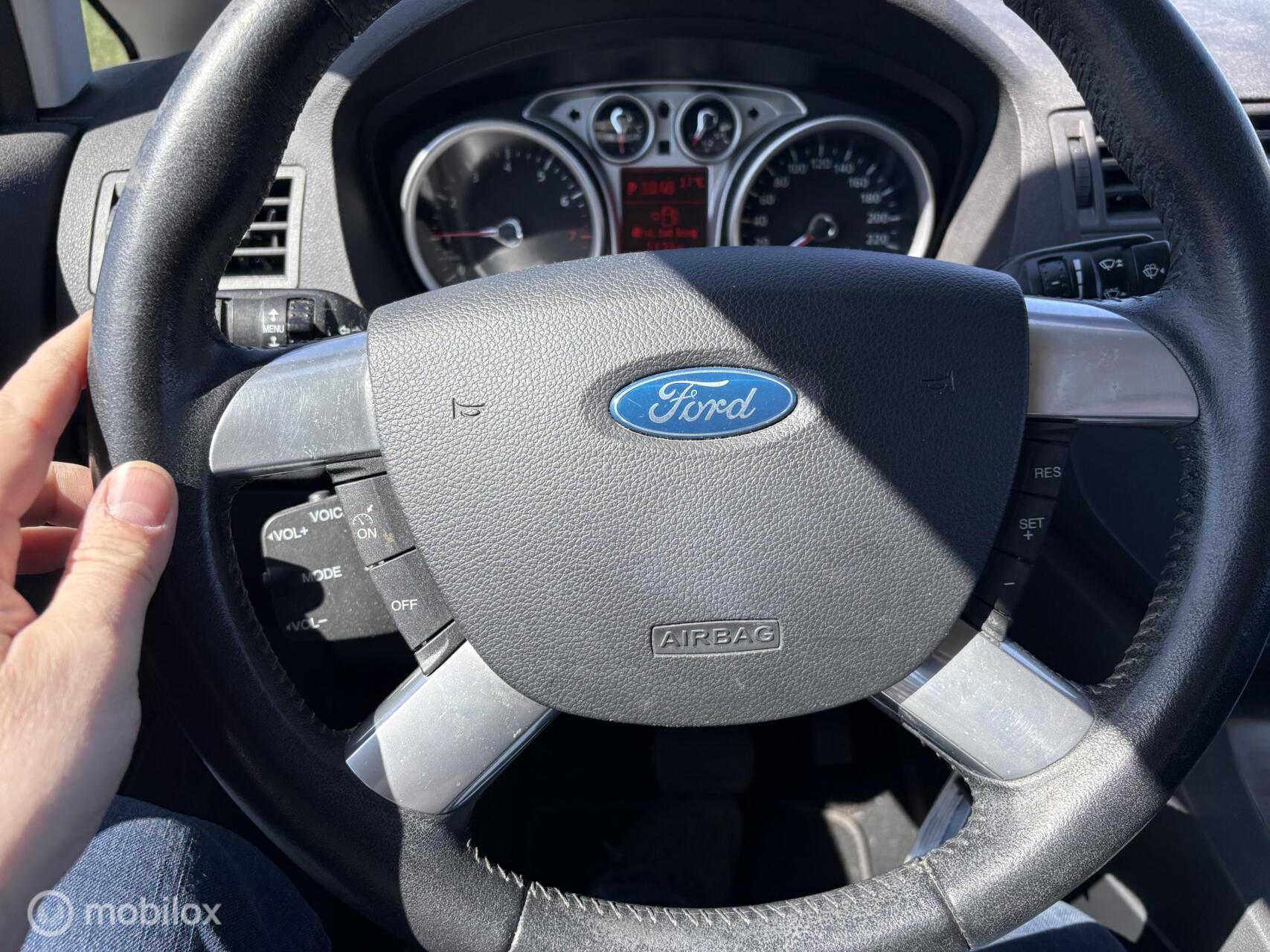 Foto van Ford C-max