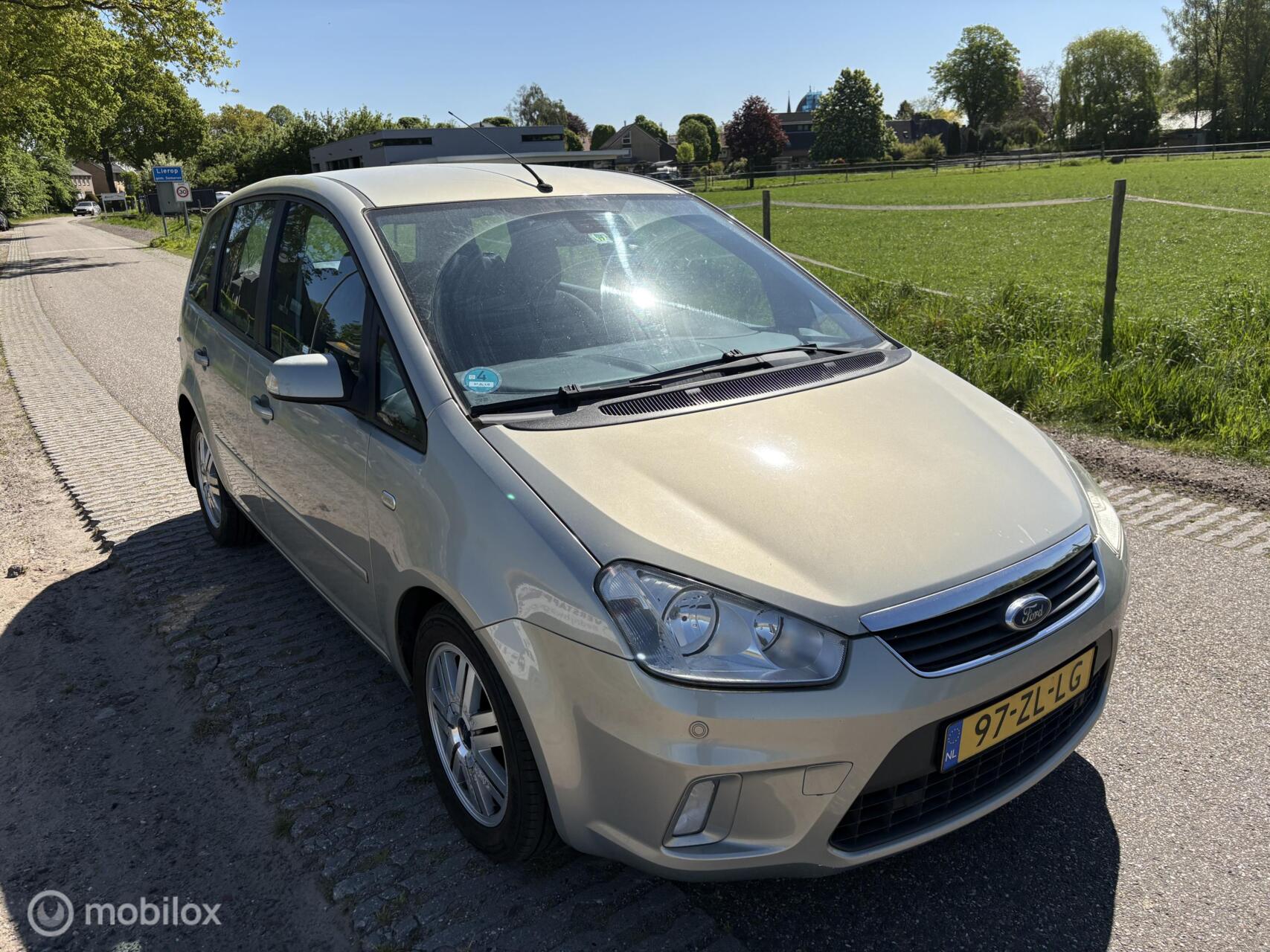 Foto van Ford C-max