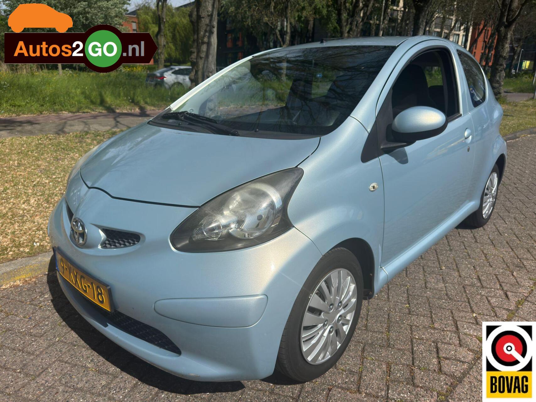 Toyota Toyota Aygo 1.0-12V Sport I Automaat IAirco I Apple Carplay android I rijklaar I 2006 - voorkant