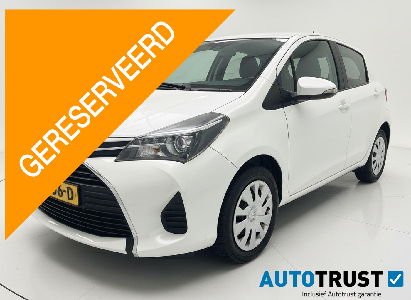 Toyota Toyota Yaris 1.3 VVT-i Aspiration AUTOMAAT CAMERA ORG NED 2016 - voorkant