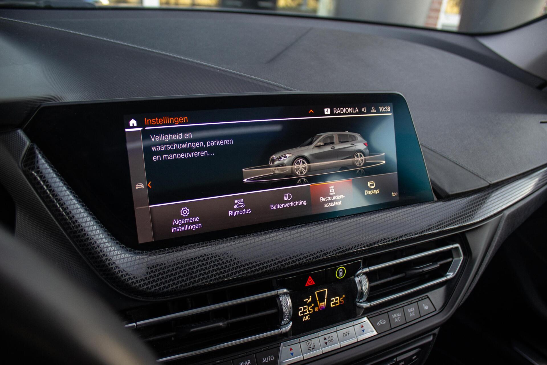 Foto van BMW 118i