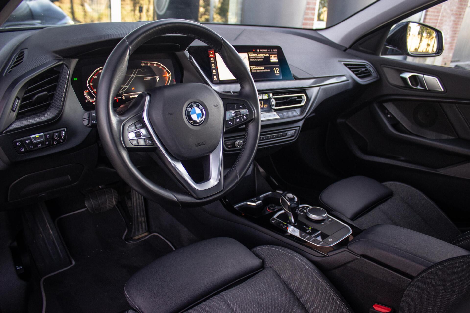 Foto van BMW 118i