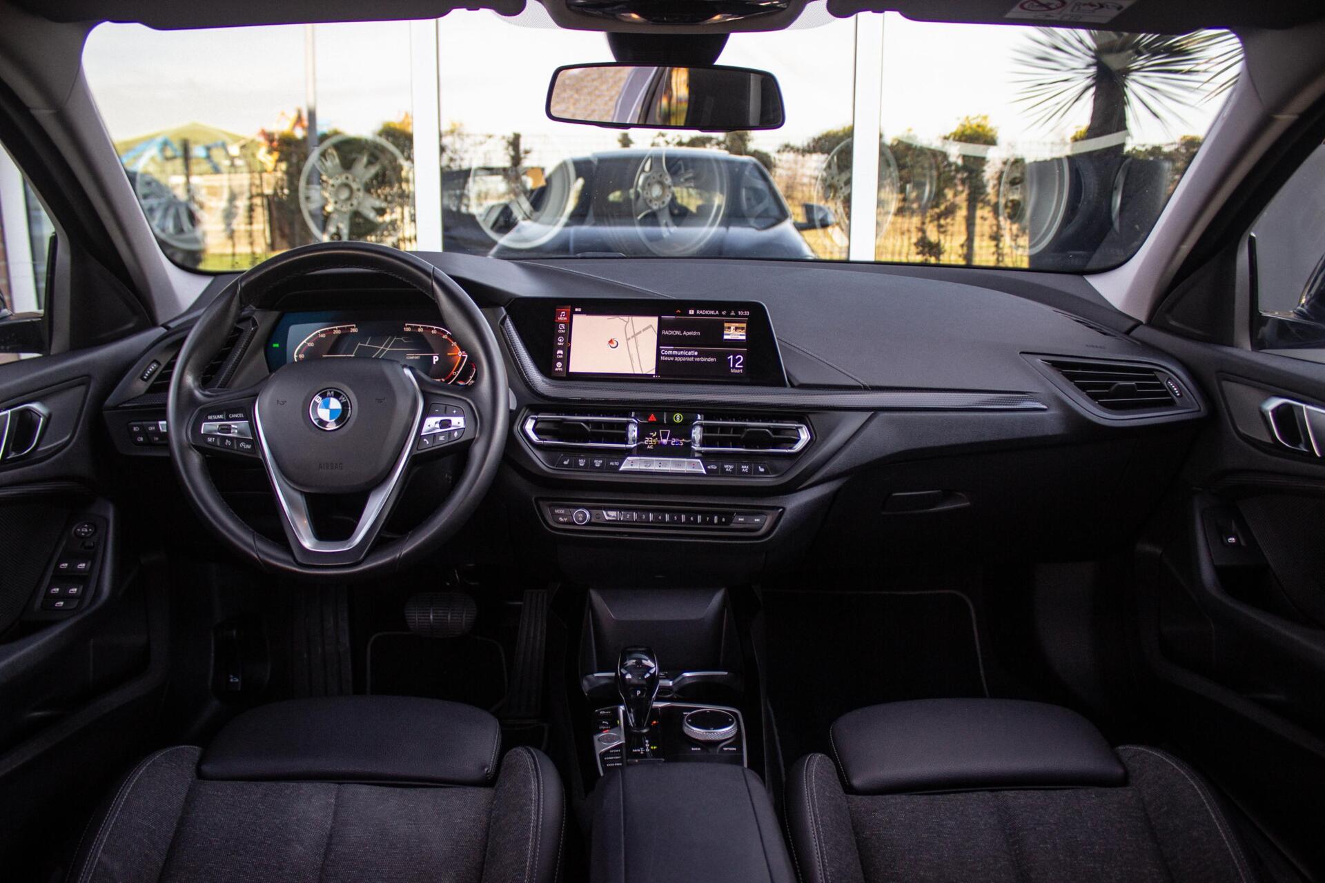 Foto van BMW 118i