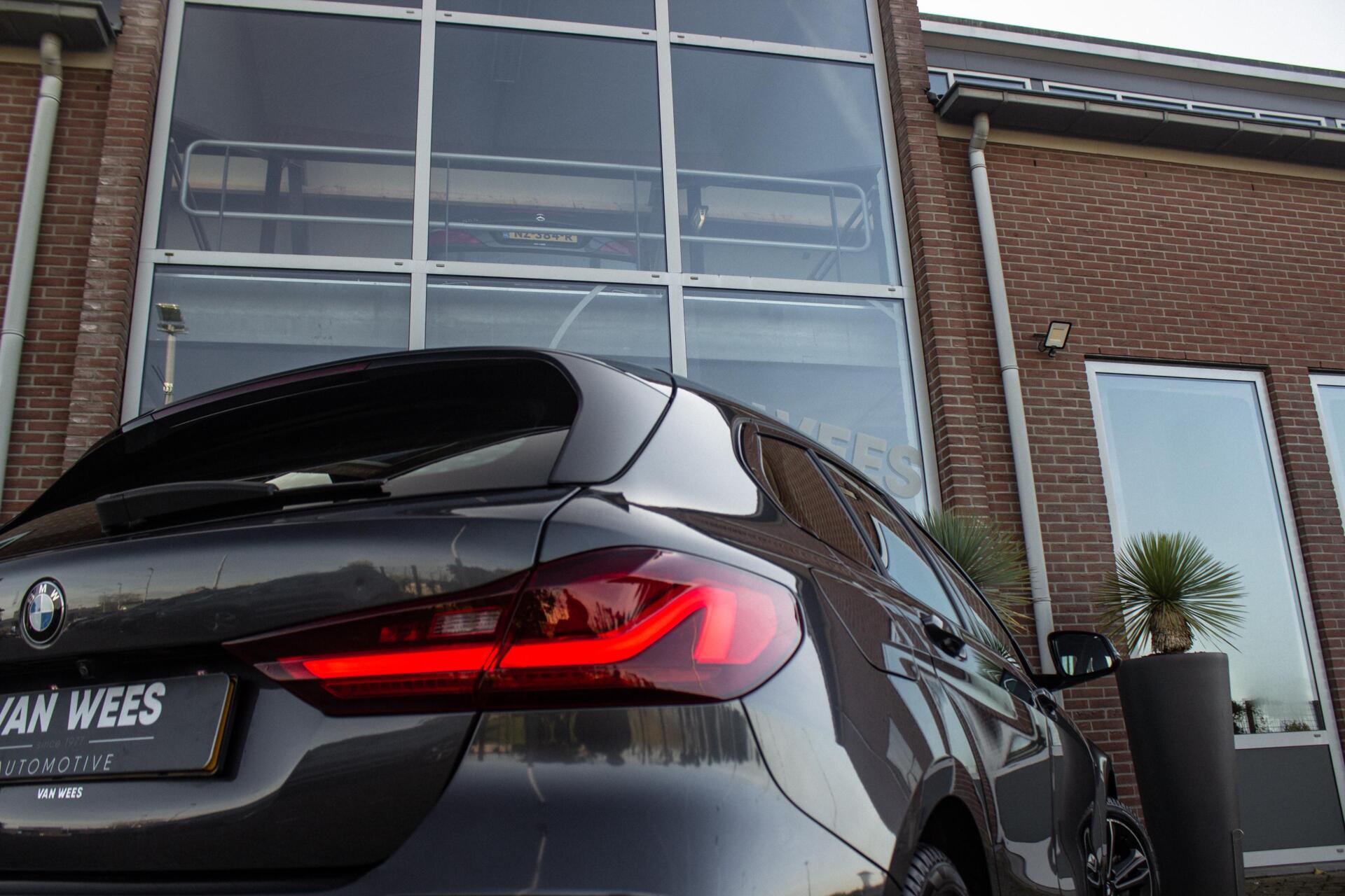 Foto van BMW 118i