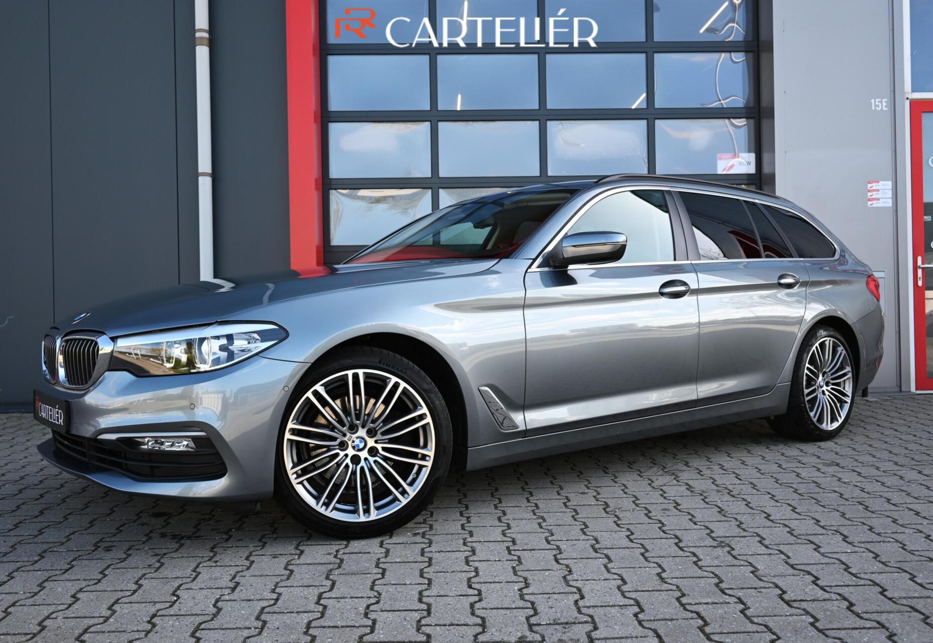 BMW 520i 520i High Executive | Led | Stoel & Stuurwielverwarming | Navi | Ambient Sfeerverlichting | Elektrische Stoelen | Cruise | Trekhaak | Goed Onderhouden 2018 - voorkant