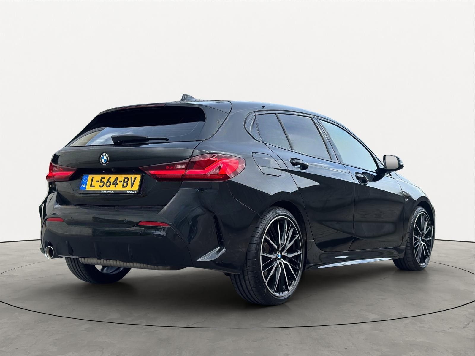 Foto van BMW 118i