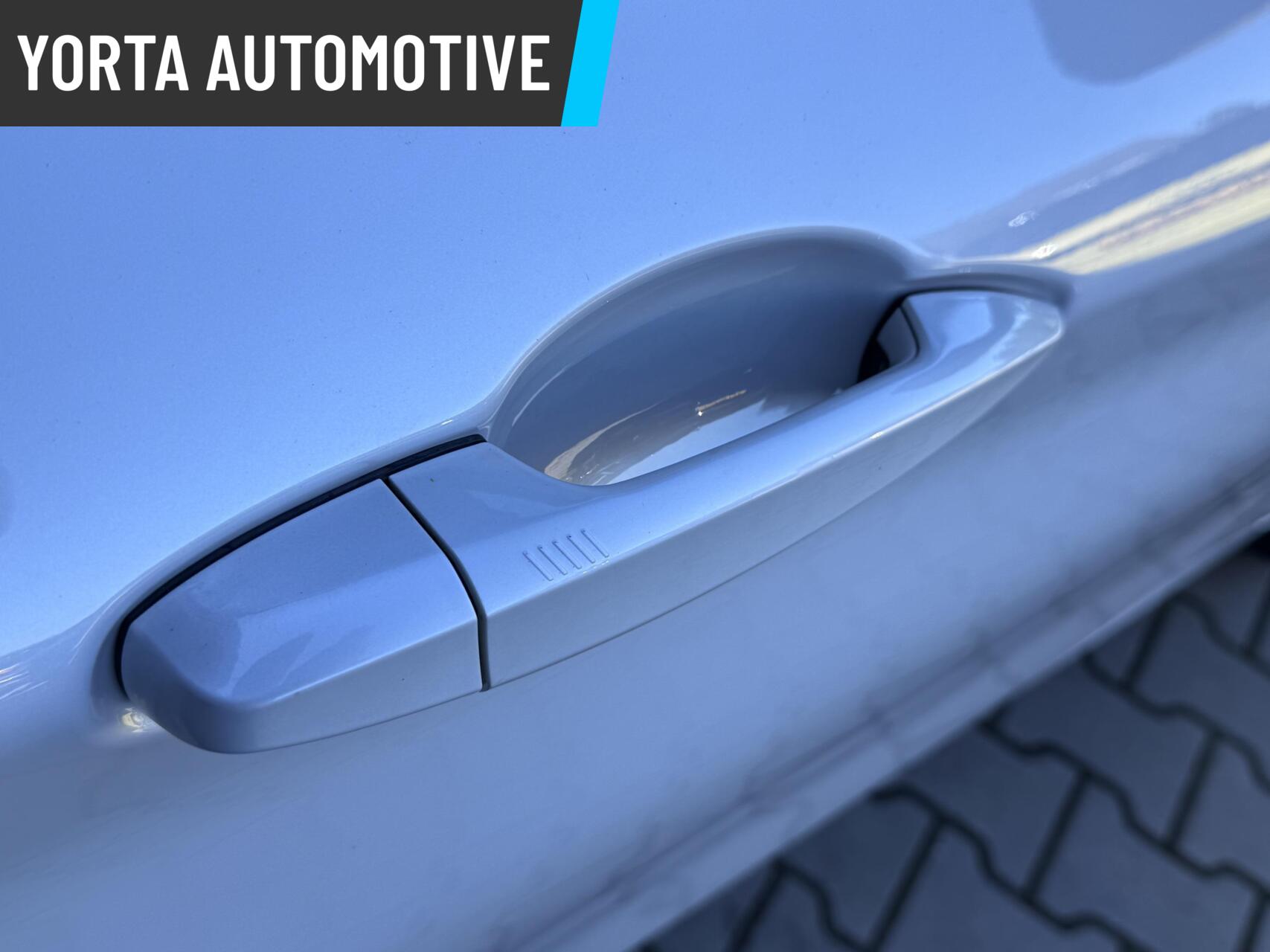 Foto van BMW X1 Xdrive20i