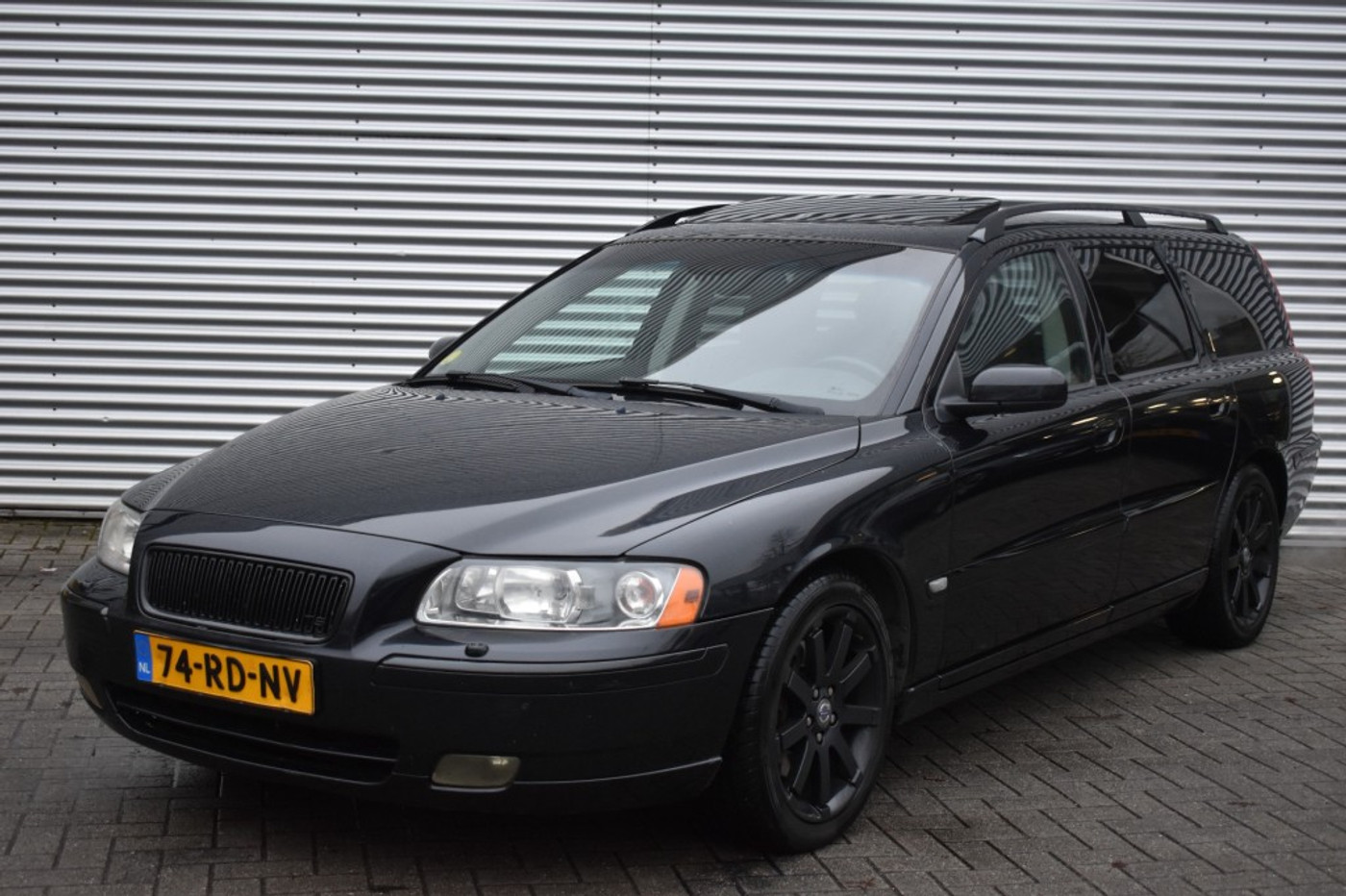 Volvo V70 2.4 T5 SUMMUM 2005 - voorkant