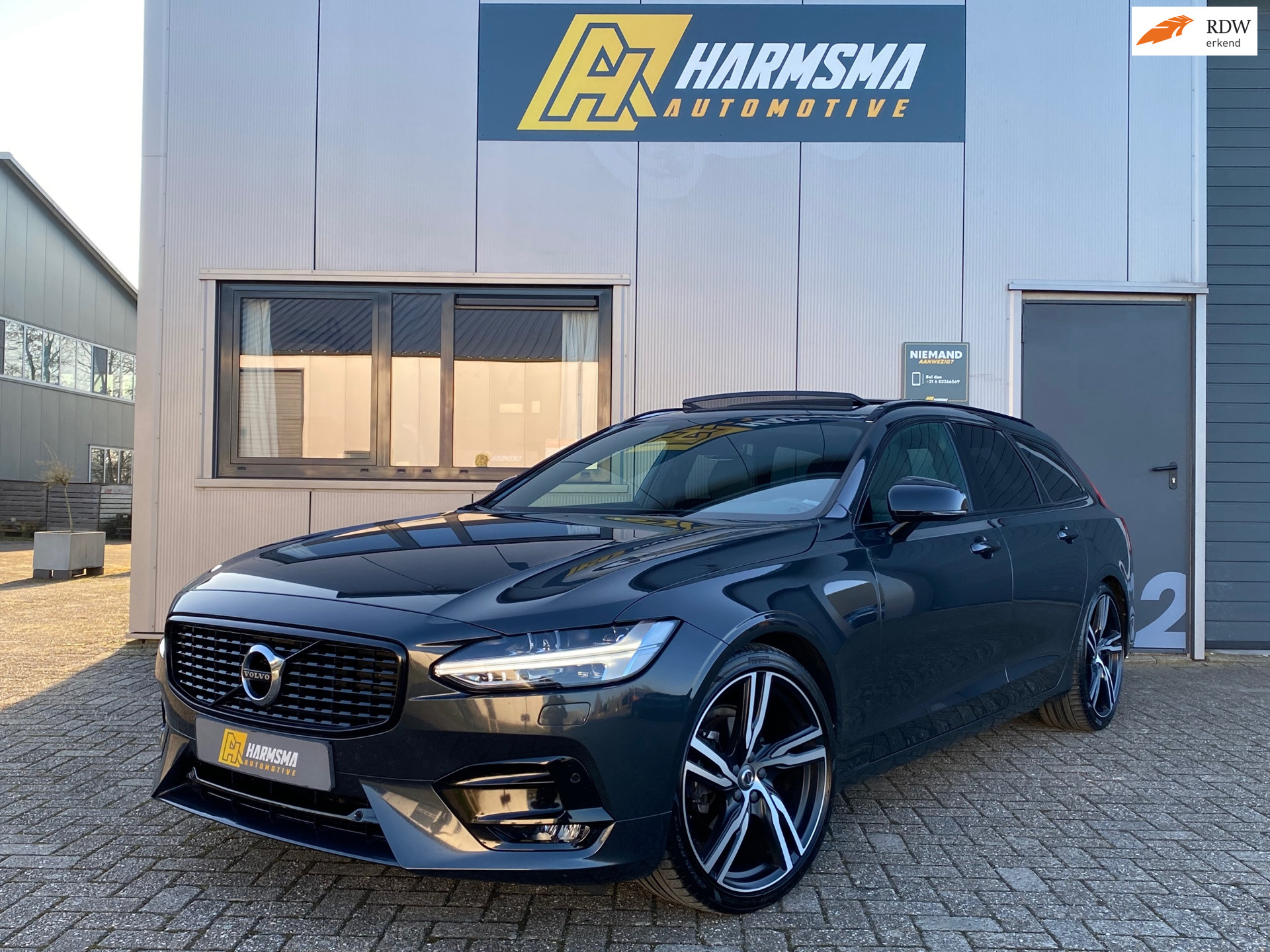 Foto van VOLVO V90
