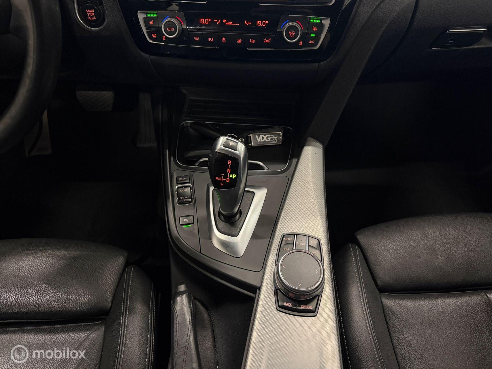 Foto van BMW 318i