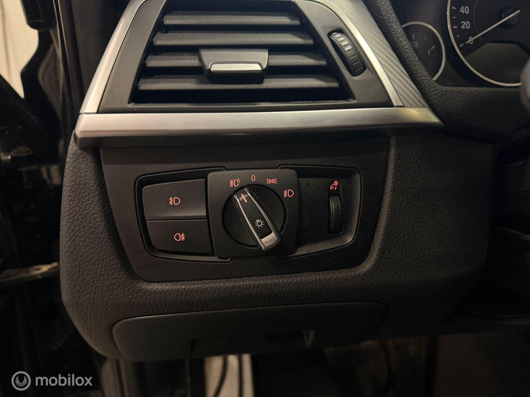 Foto van BMW 318i