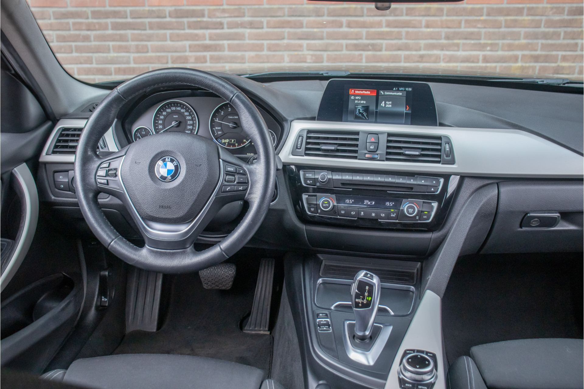 Foto van BMW 318i